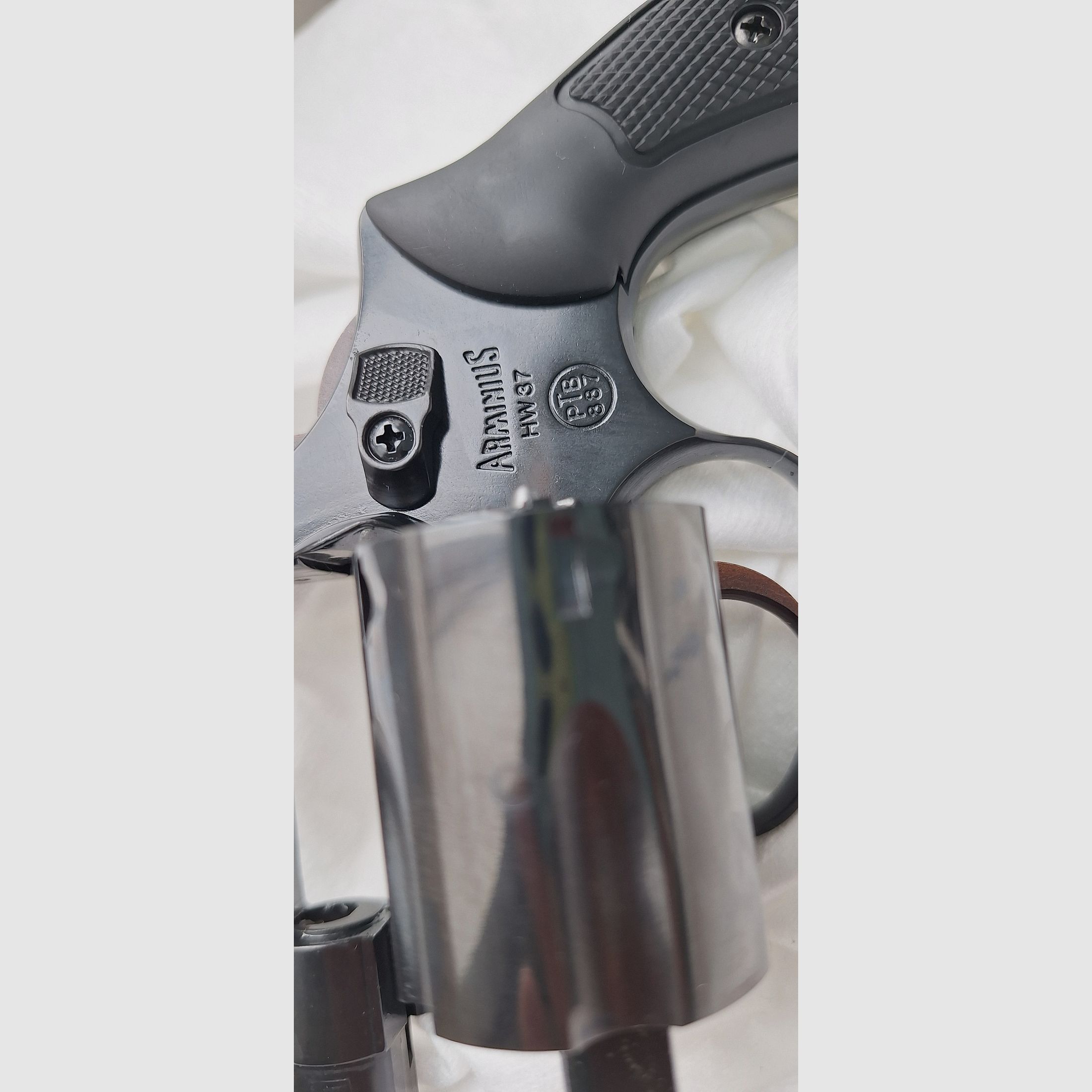 Revolver Arminium HW 37