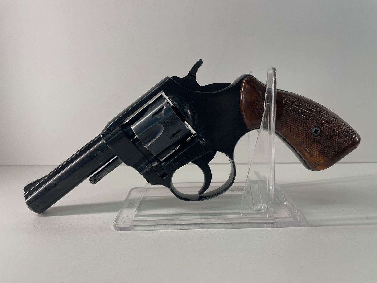 Revolver Röhm RG 14, Cal. .22lr, image 1 sur 2