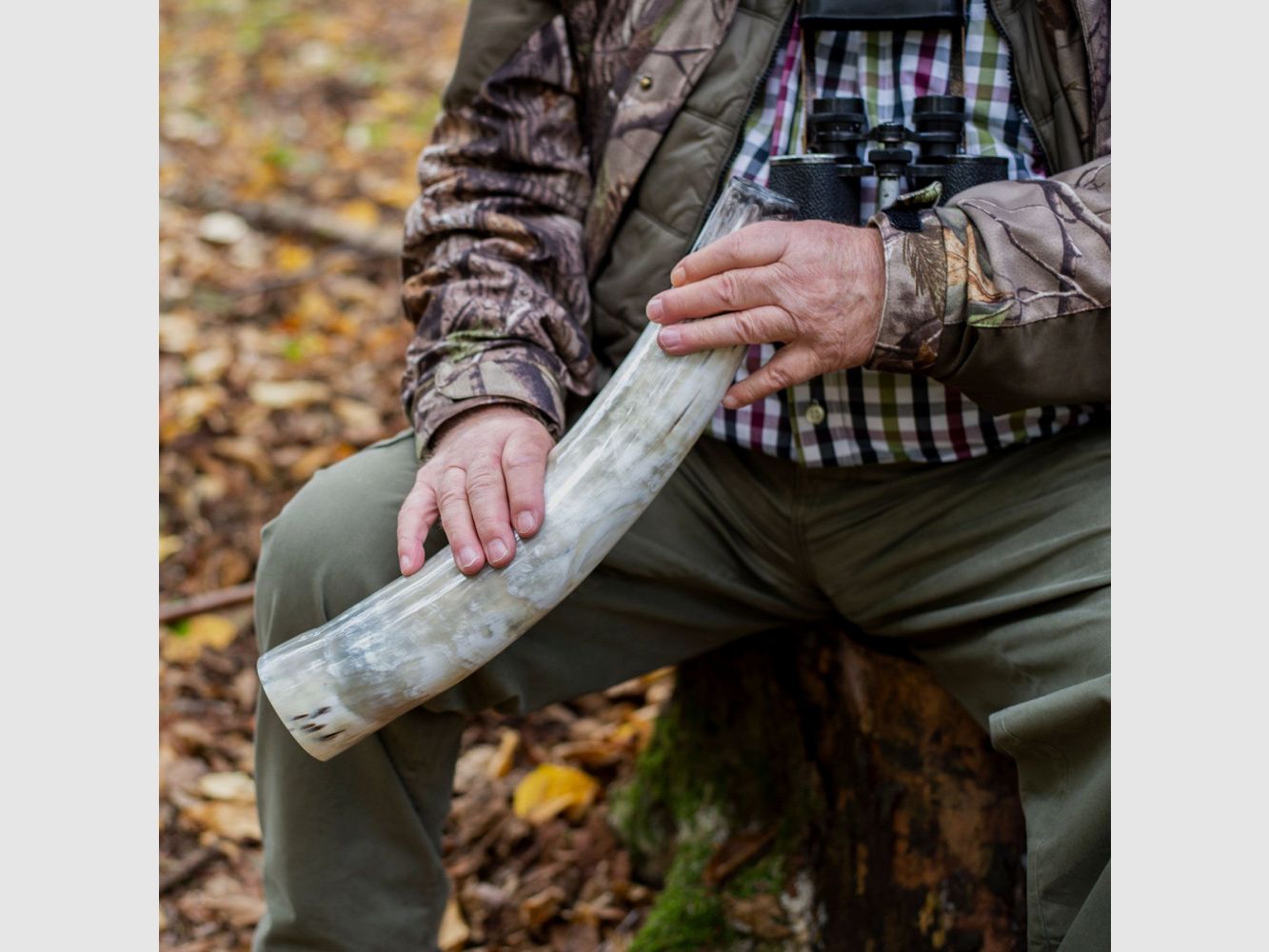 EUROHUNT Lockruf für den Rothirsch aus Horn 40 cm - Tradition und Authentizität für die Hirschjagd, Bild 2 von 5