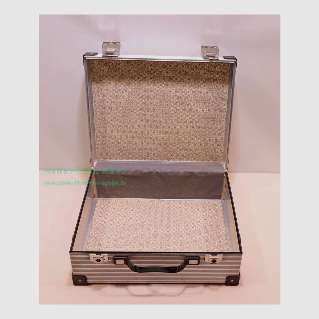 Diverse fabrikanten Alu-koffer accessoires/munitie