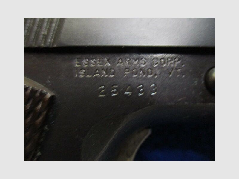 Pistola Essex 1911 .45Auto sin propiedad de EE. UU. regreso de Rusia 1911