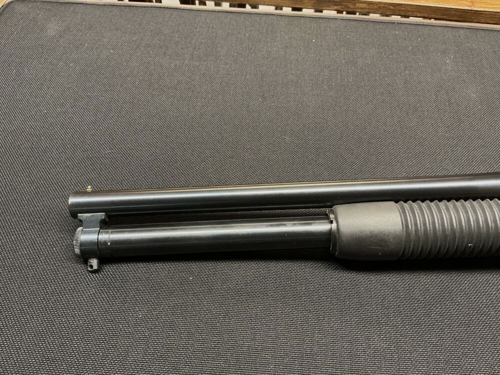 Mossberg Ohne 12/76