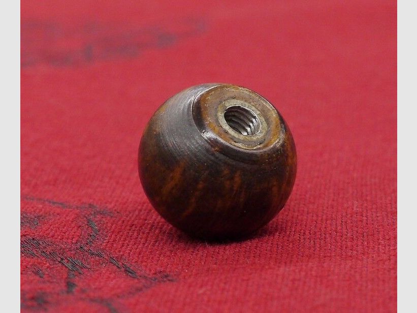Niedermeier Kammergriffkugel Nussholz M6