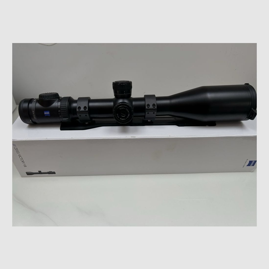 Zielfernrohr Zeiss Victory 4.8-35x60M