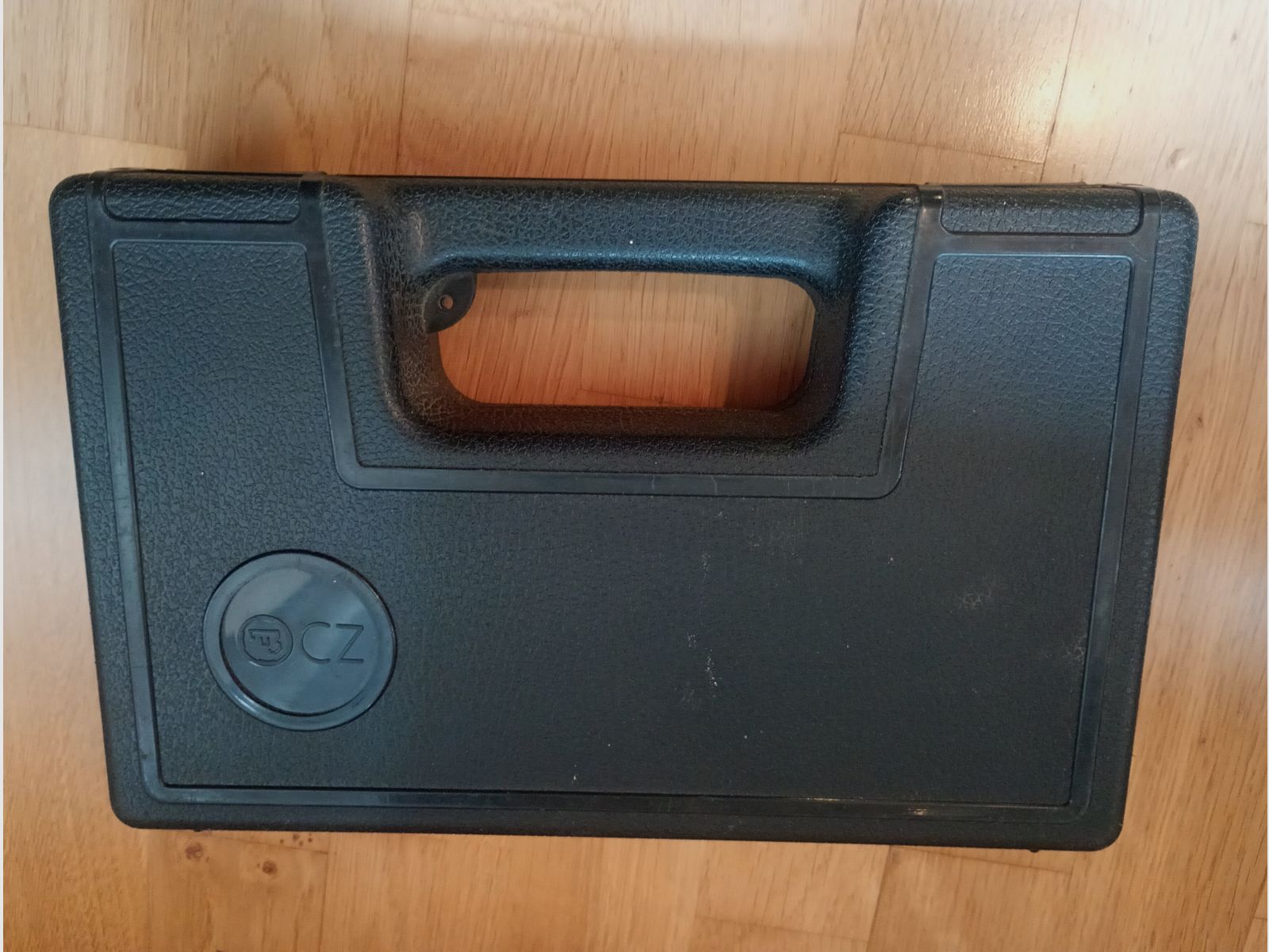 Pistole Brünner CZ 75