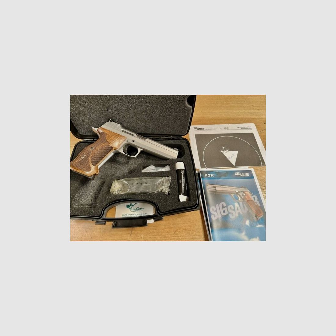 Commissions Pistol SIG P 210 5'' Supertarget