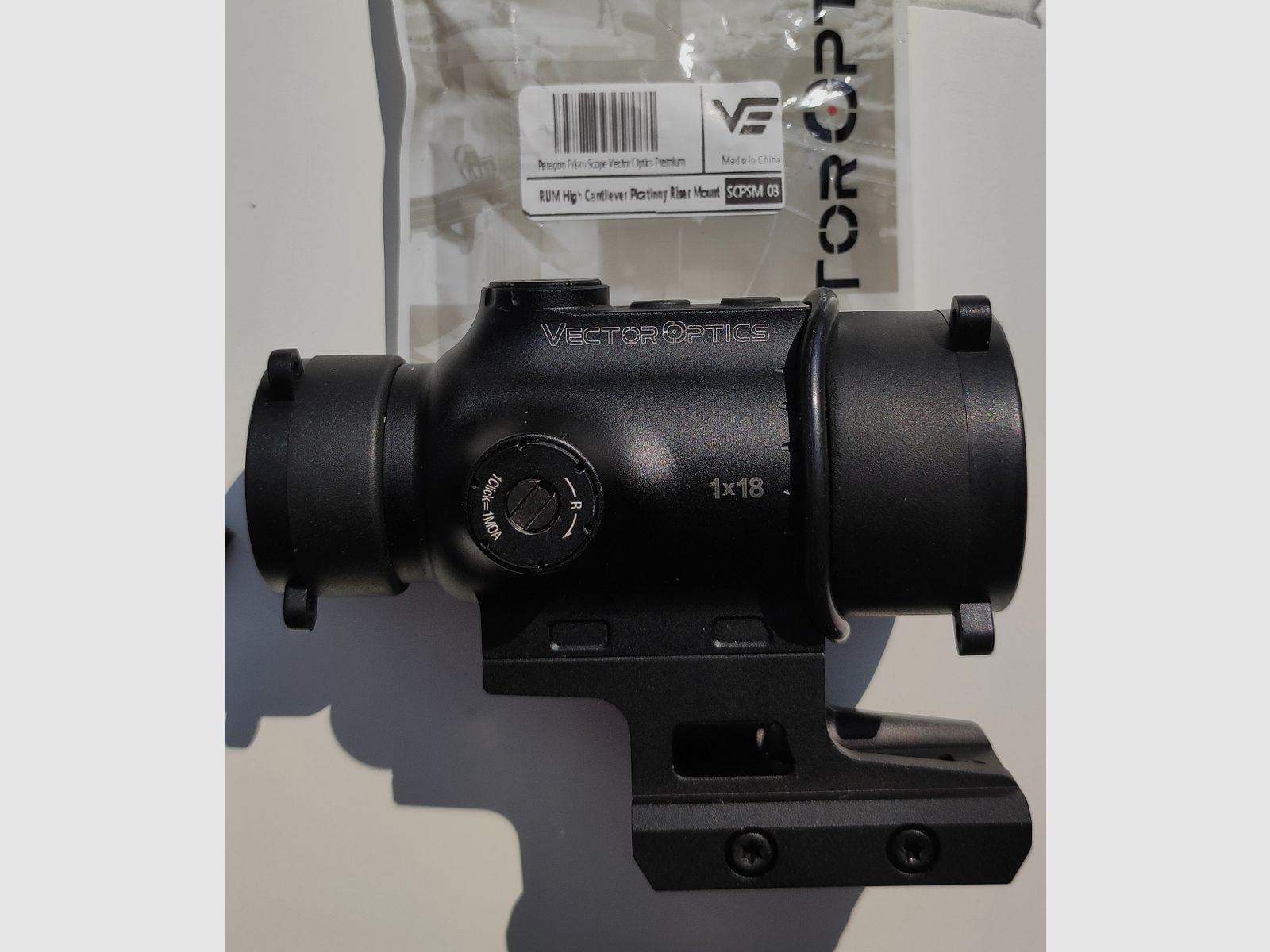 Vector Optics SCPS-M10 Paragon 1X18 Mini Prism Scope