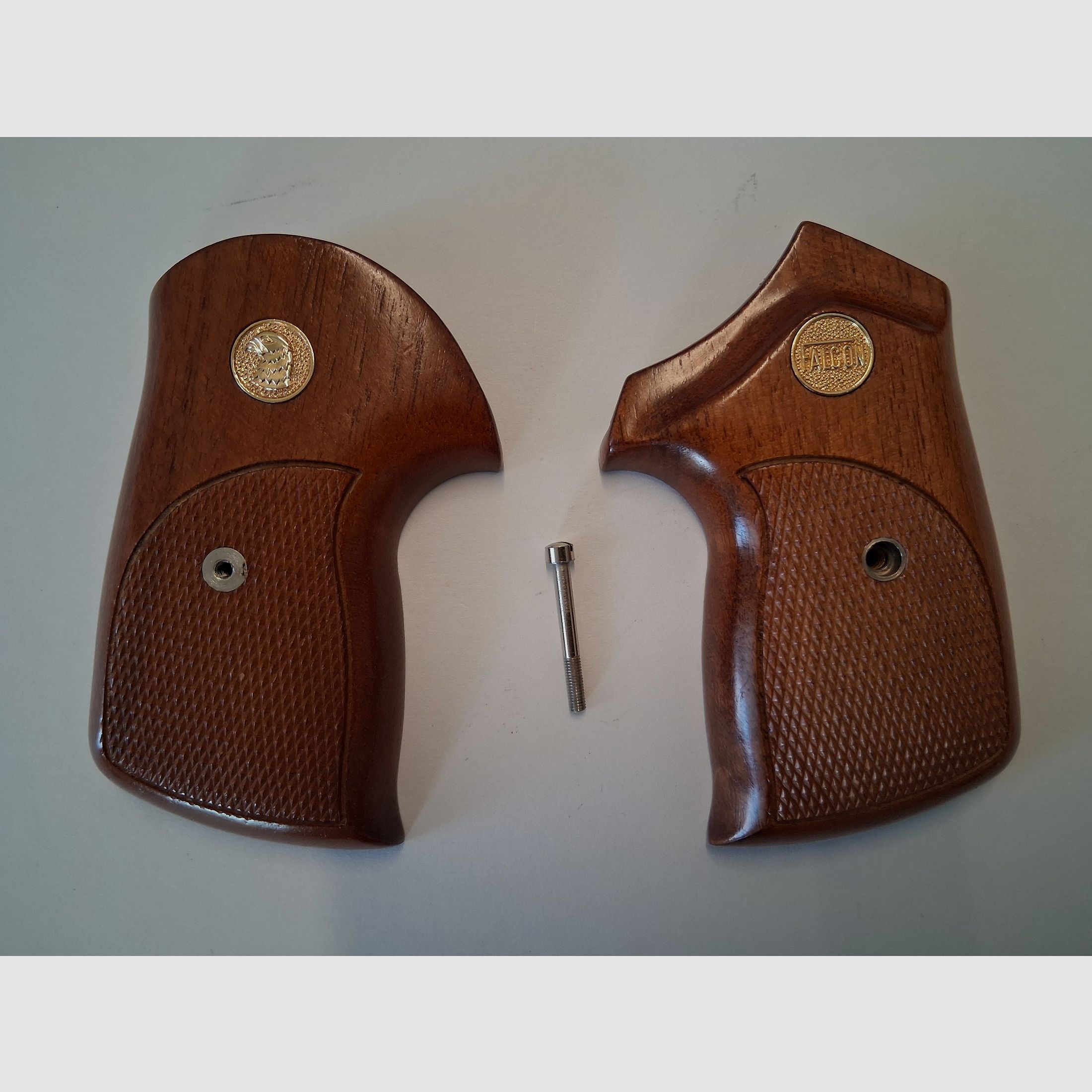 Falcon wooden grip panels for blank-firing revolvers (Colt Detective Special ?!)