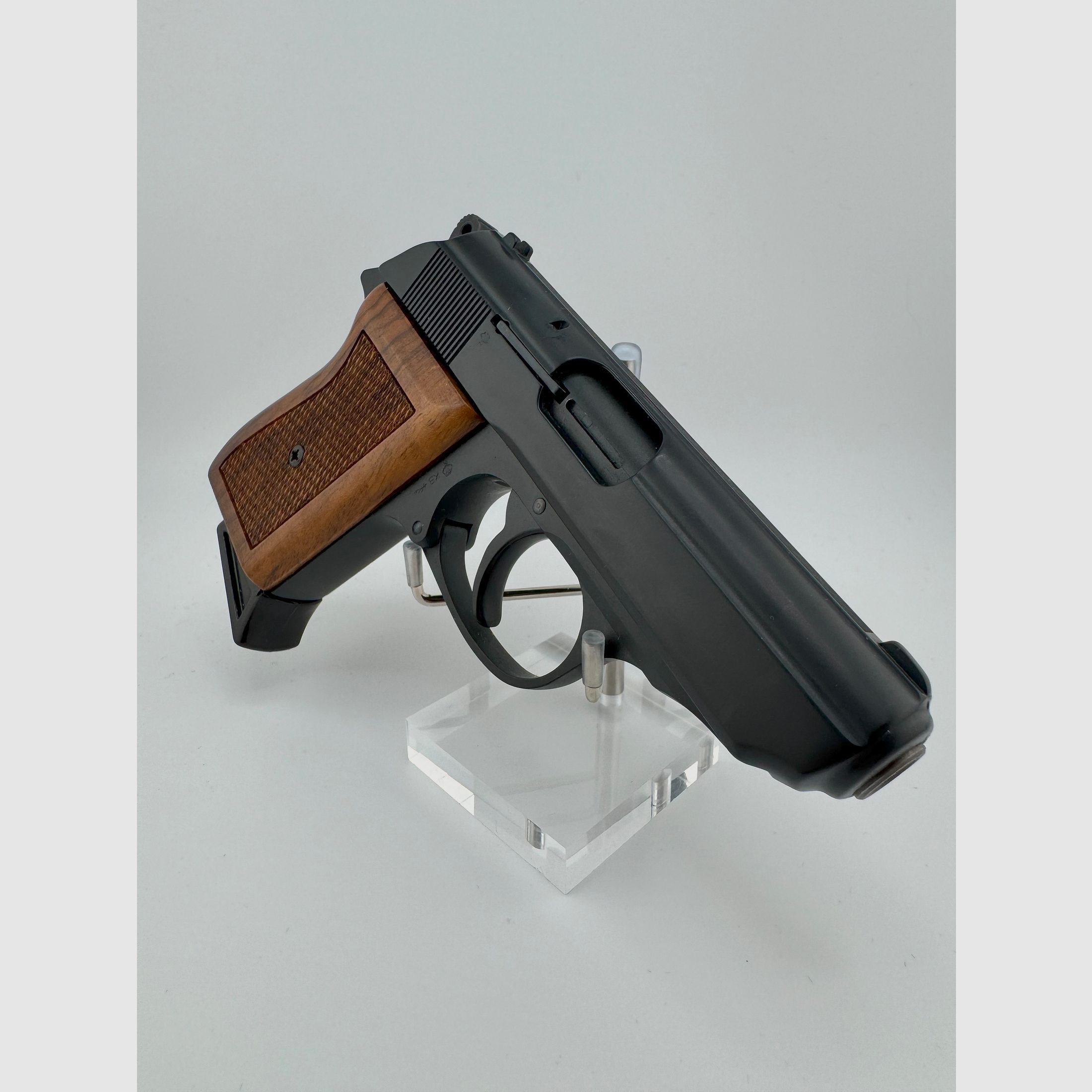 Röhm RG 800 schwarz - PTB 414 - Beschussjahr KB (1991)