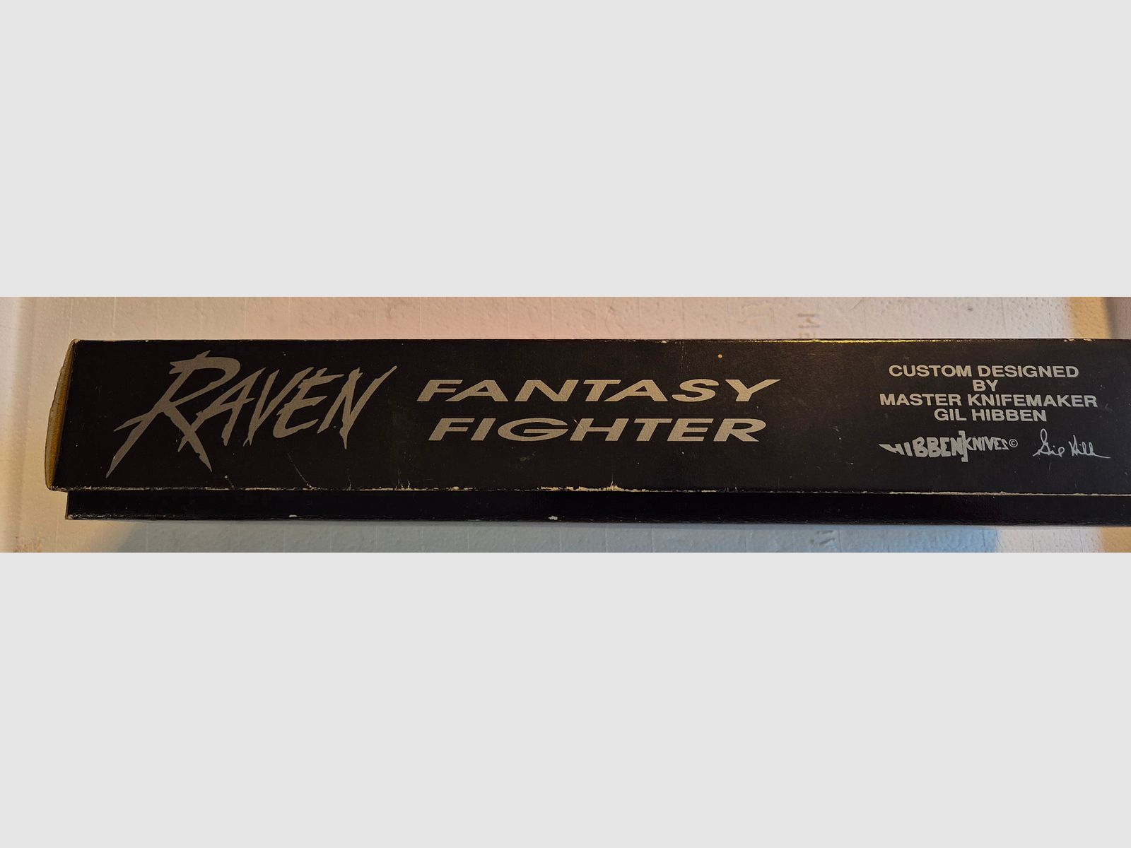 Gi Hibben Raven UC700 Fantasy Fighter Custom Design Messer