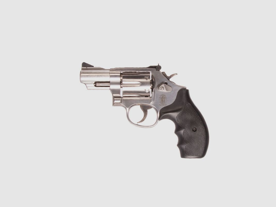 S&W 66