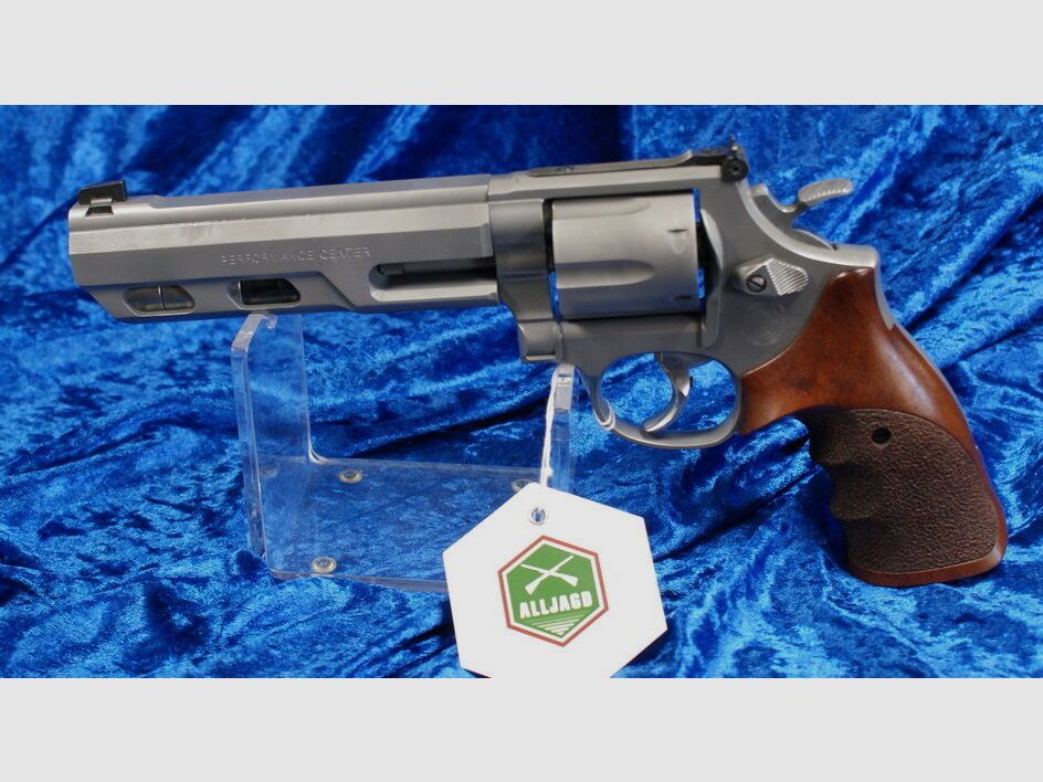 Smith & Wesson 686 Competitor Perf. Center