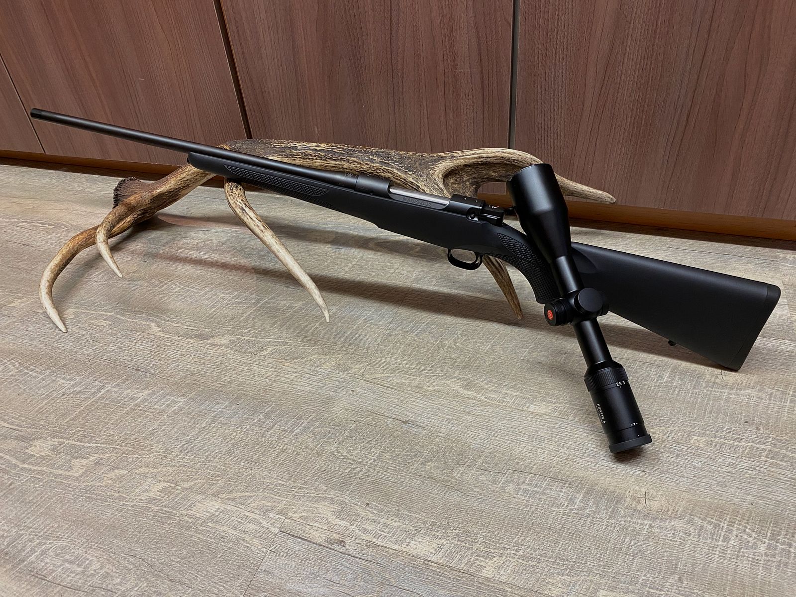 Mauser M12 Extreme, con Leica Fortis 2,5-15x56 i, sin riel