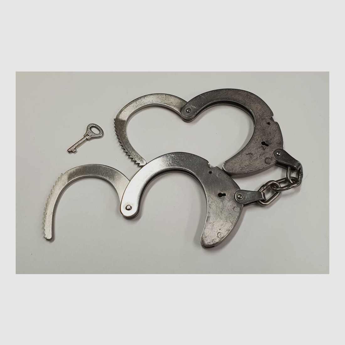 CLEJUSO Clemen & Jung e.K. Handcuff CLEJUSO No. 12 R, stainless steel handcuff, made in Germany, used