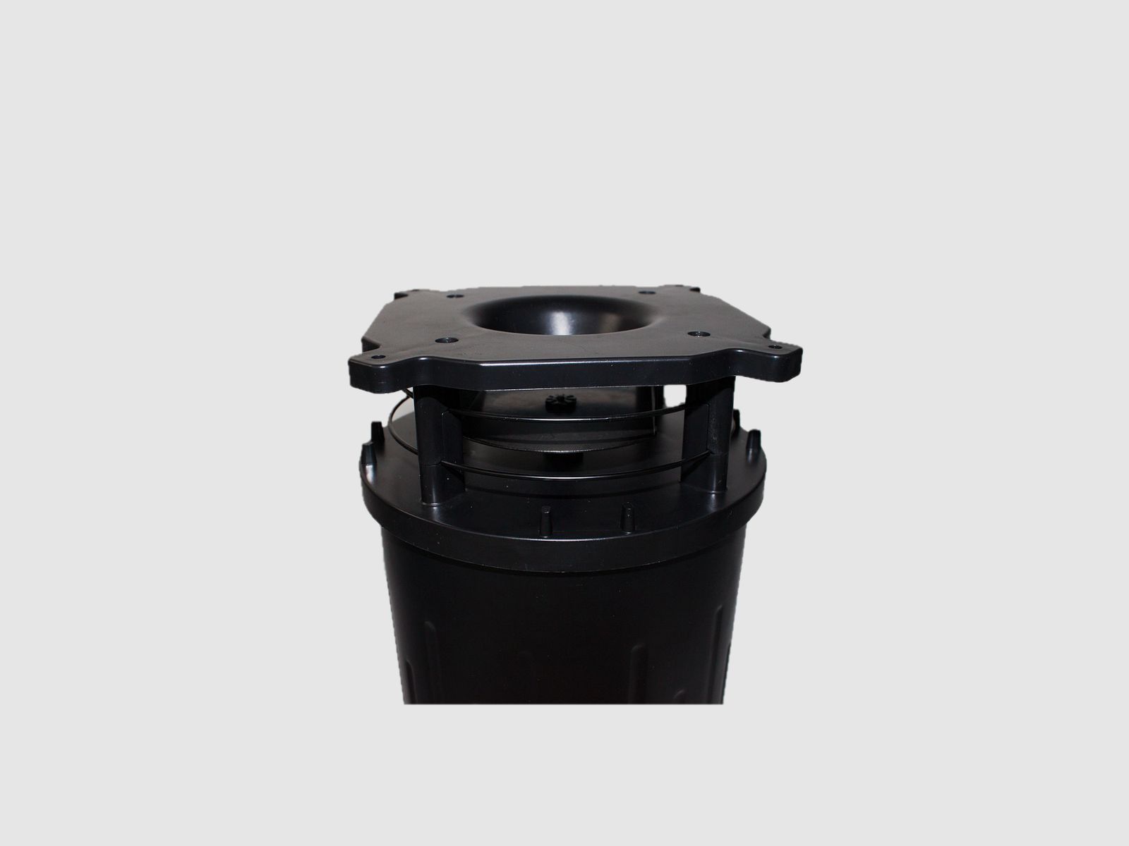 Streuautomat für Wildfutter, digital gesteuert