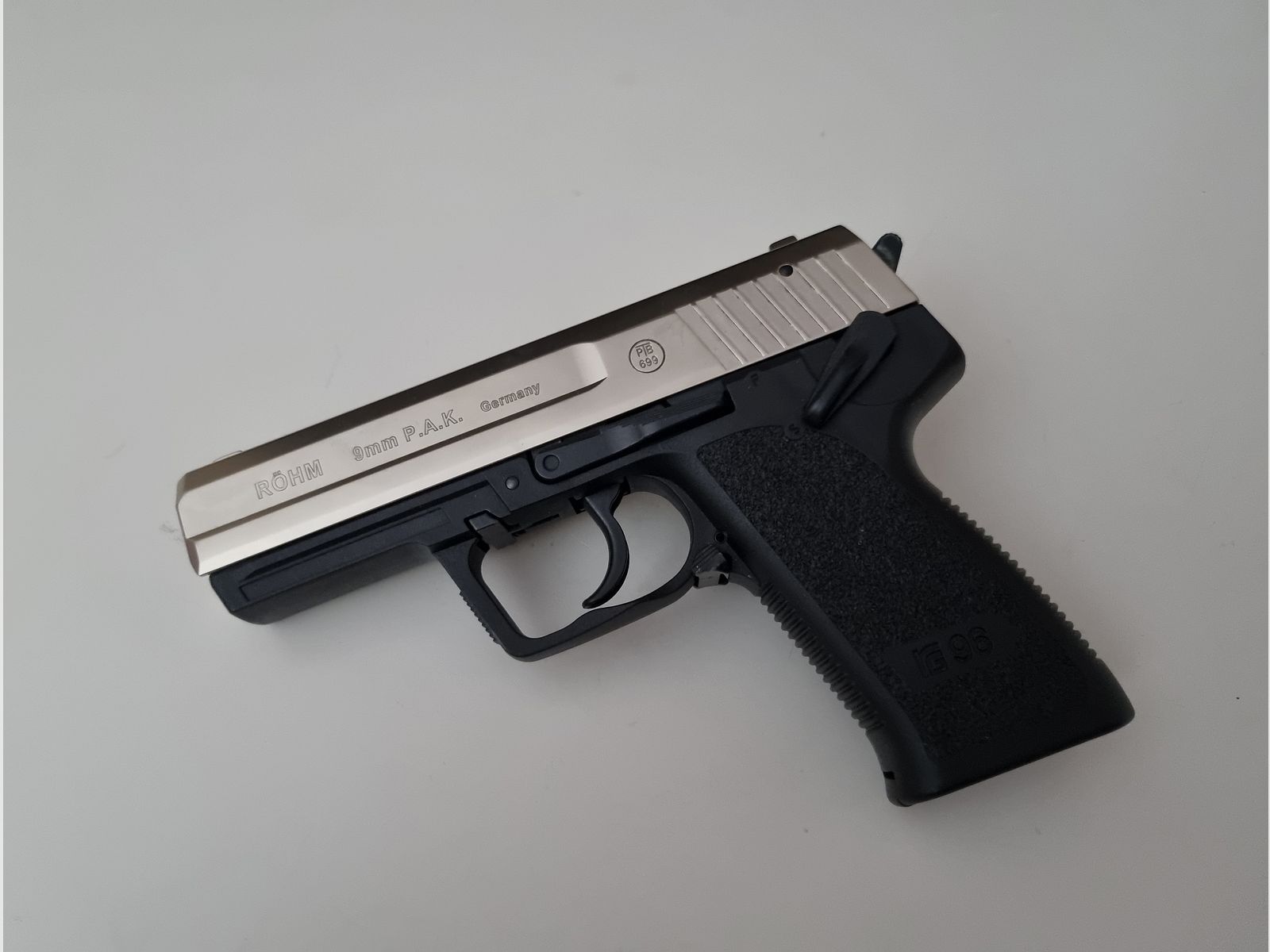 Röhm RG 96  9mm  SSW