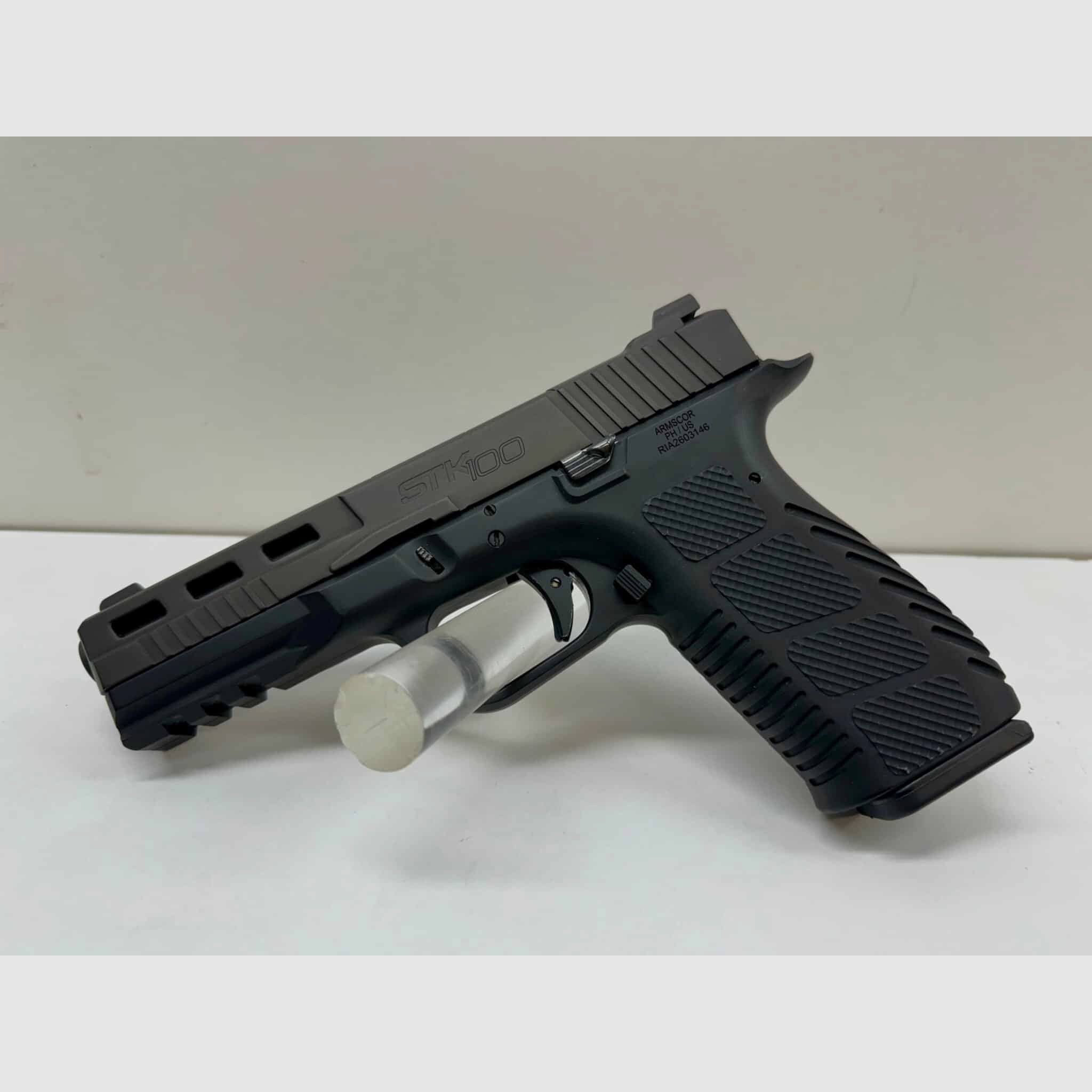 ARMSCOR STK100 – LUB – 9mm Luger