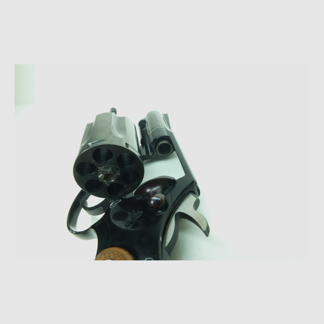 Colt	 Agent
