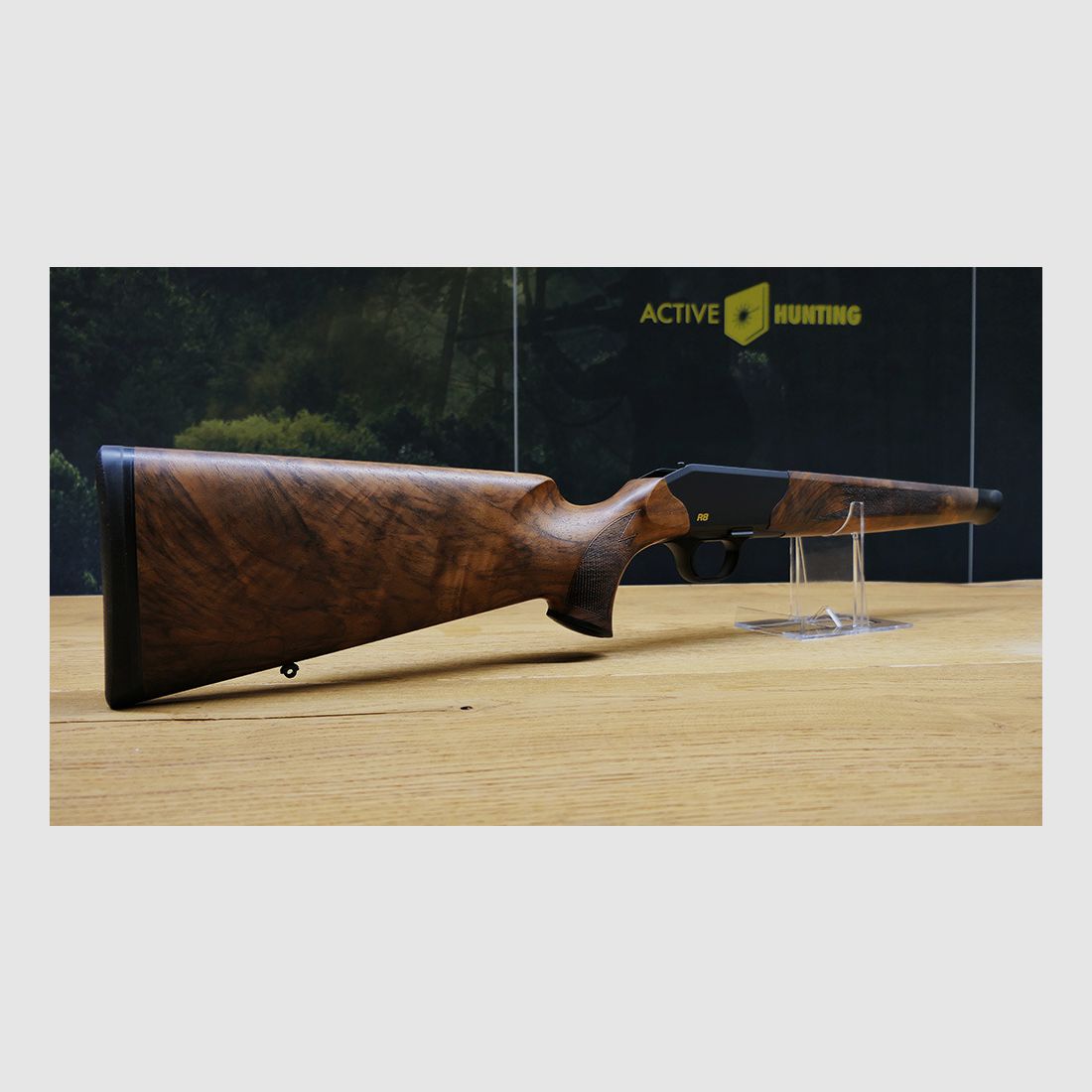 Blaser R8 Schäftung / Holzklasse 7 / Bayrische Doppelfalzbacke / mattes Finish