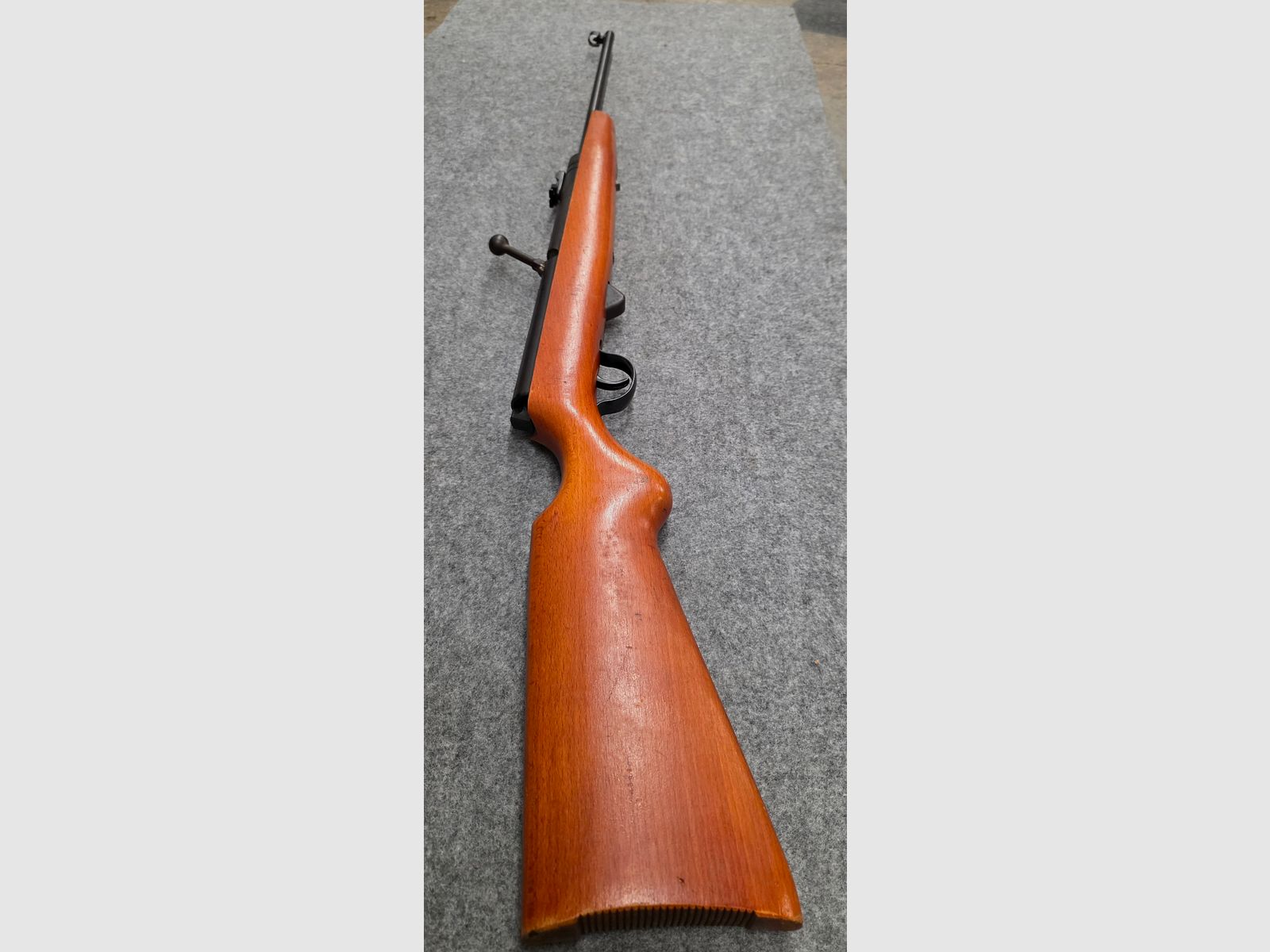 Haenel 310 mit Standardabzug Durchlader Repetierer Kirmes 4.4mm Luftgewehr