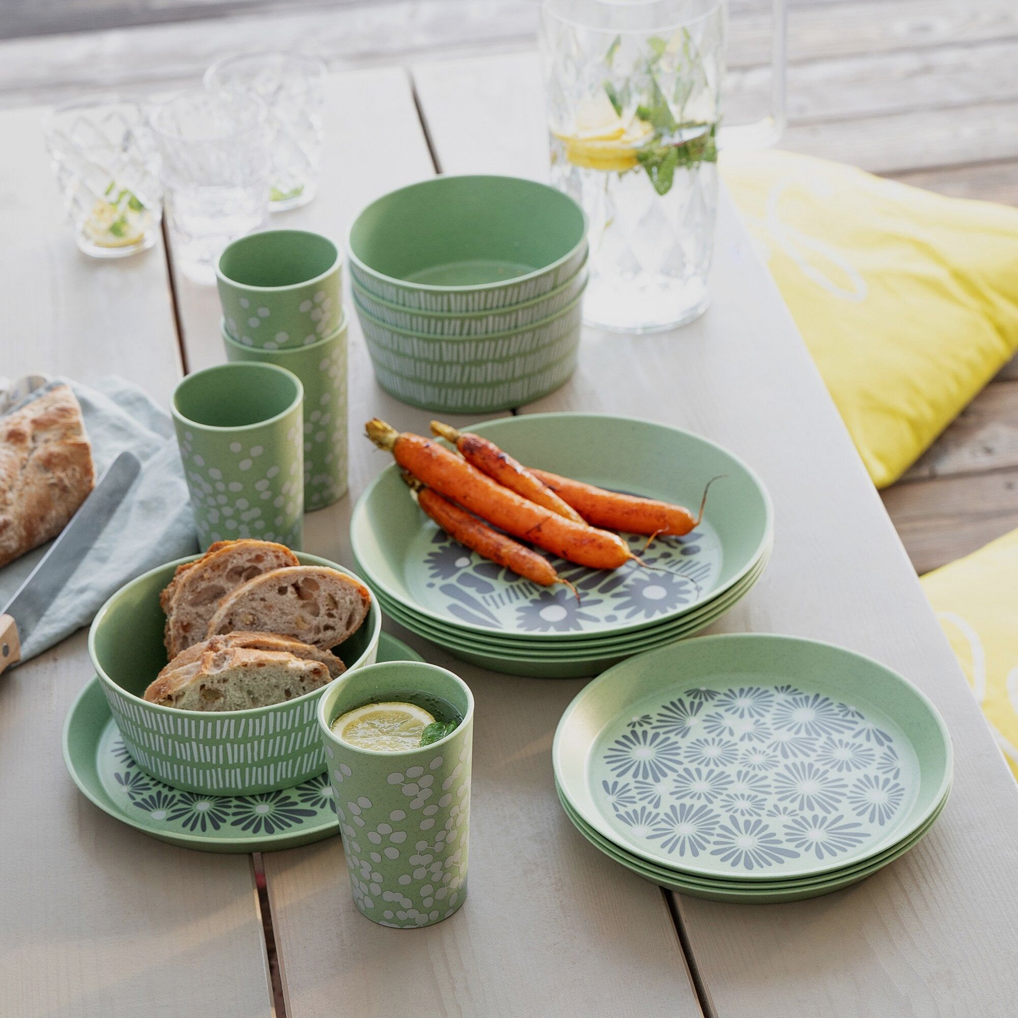 Set di piatti Blomster Natura 16 pezzi verde, immagine 2 di 4