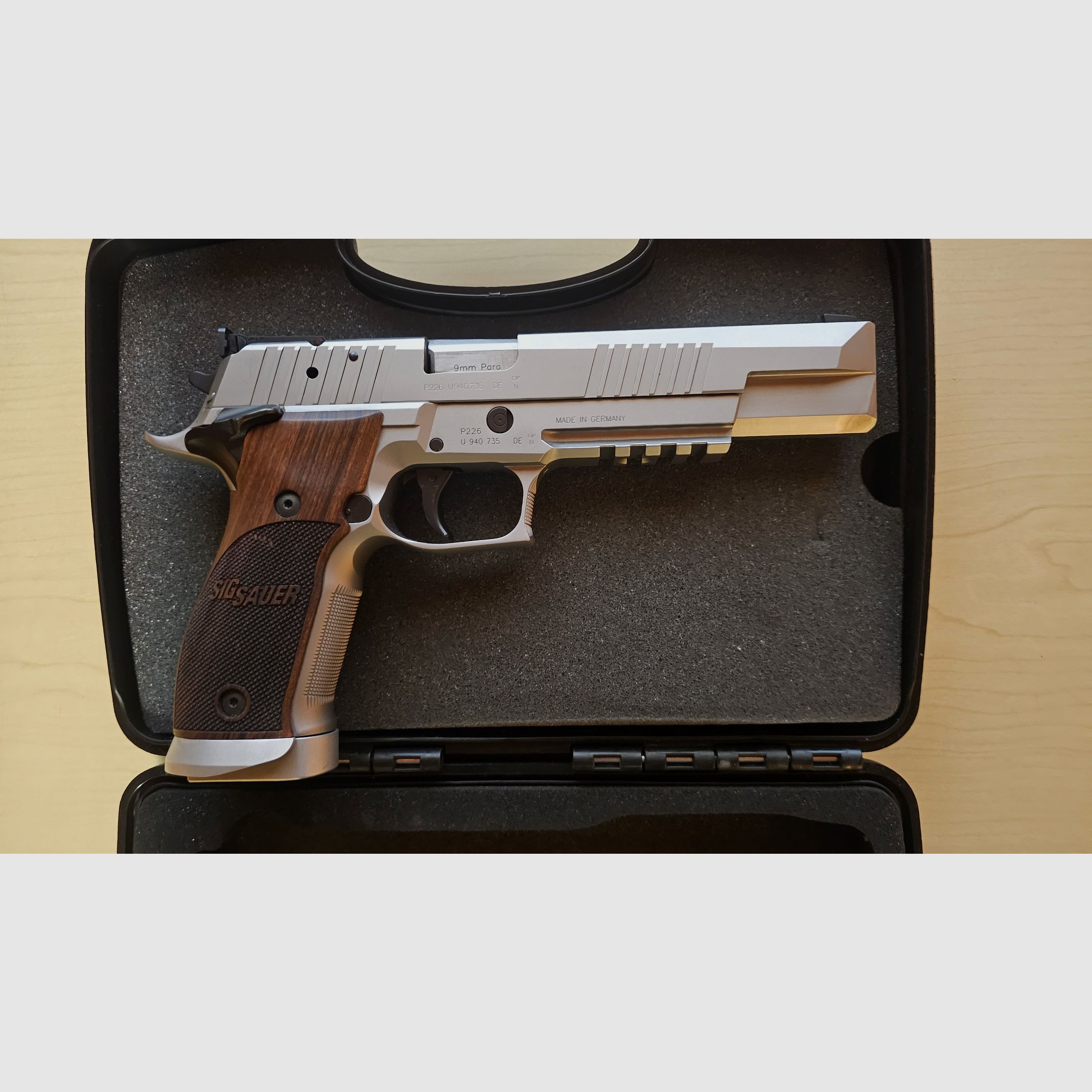 Sig Sauer P226 X-Six
