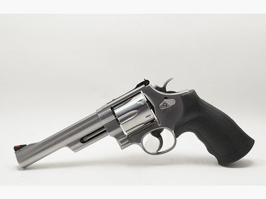 SMITH & WESSON 629 6&Prime; 44MAG