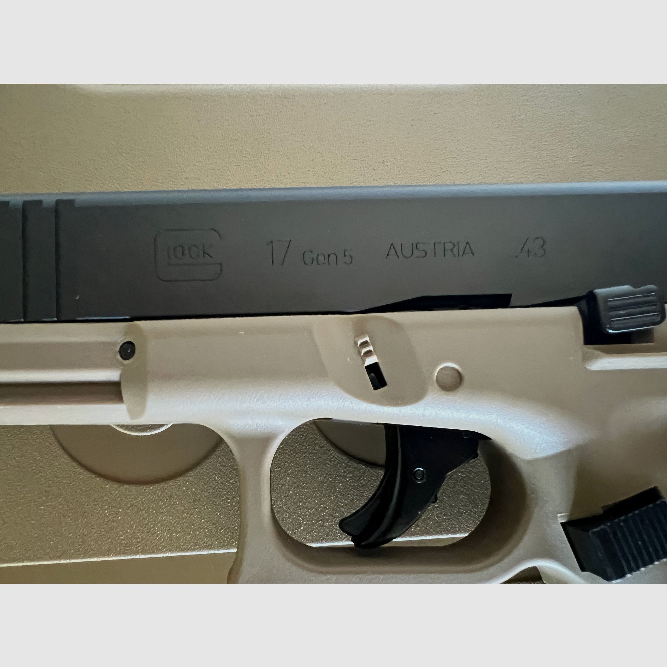 T4E GLOCK 17 Gen5 French Army Edition RAM gun Cal. .43 with accessories, image 13 of 13
