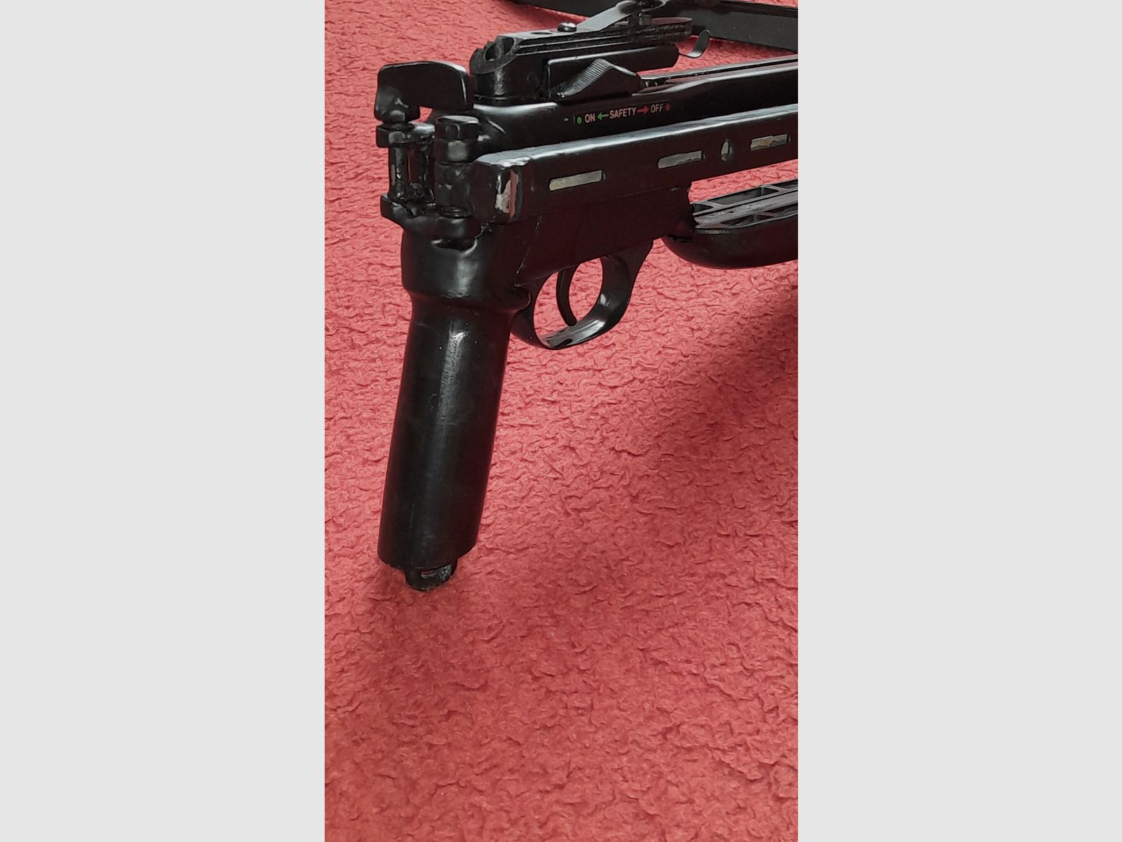 Barnett Panzer II Armbrust, 175 lbs, mit 9 Pfeilen und Ersatzsehne, Bild 12 von 20