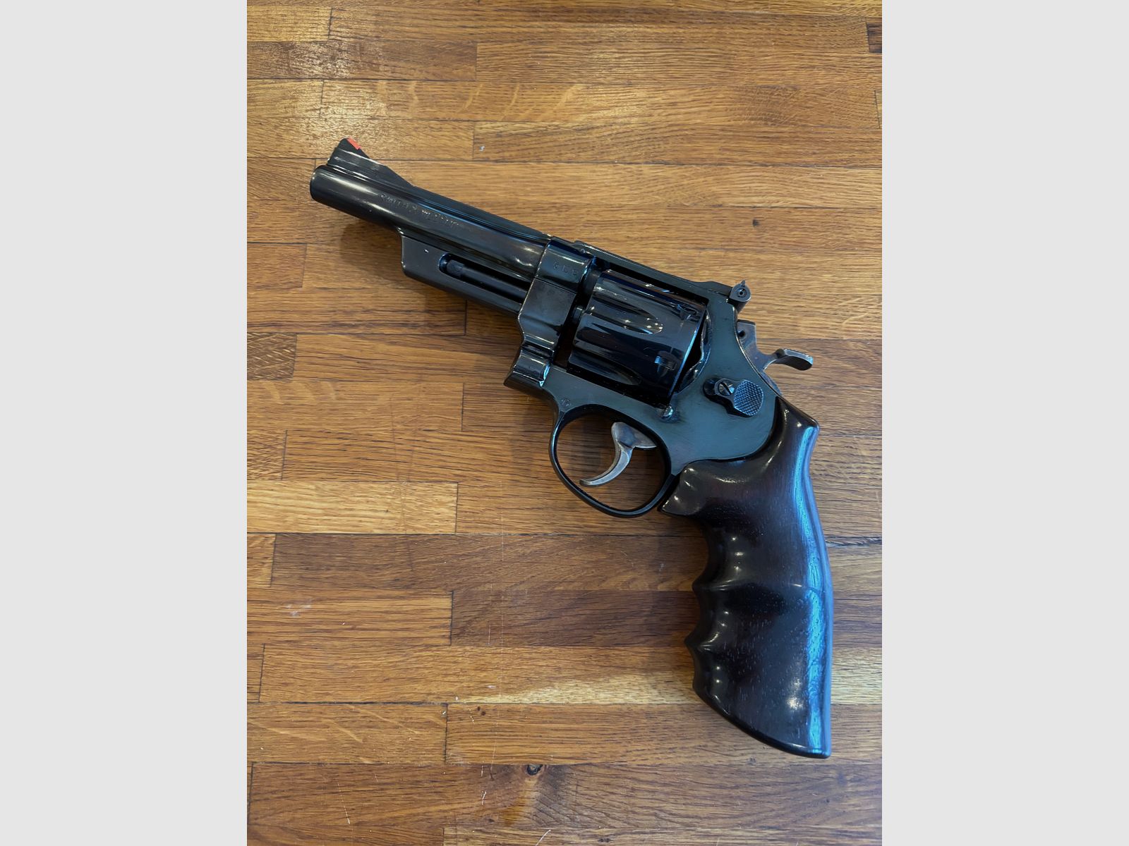 Smith & Wessen Revolver M 27/2