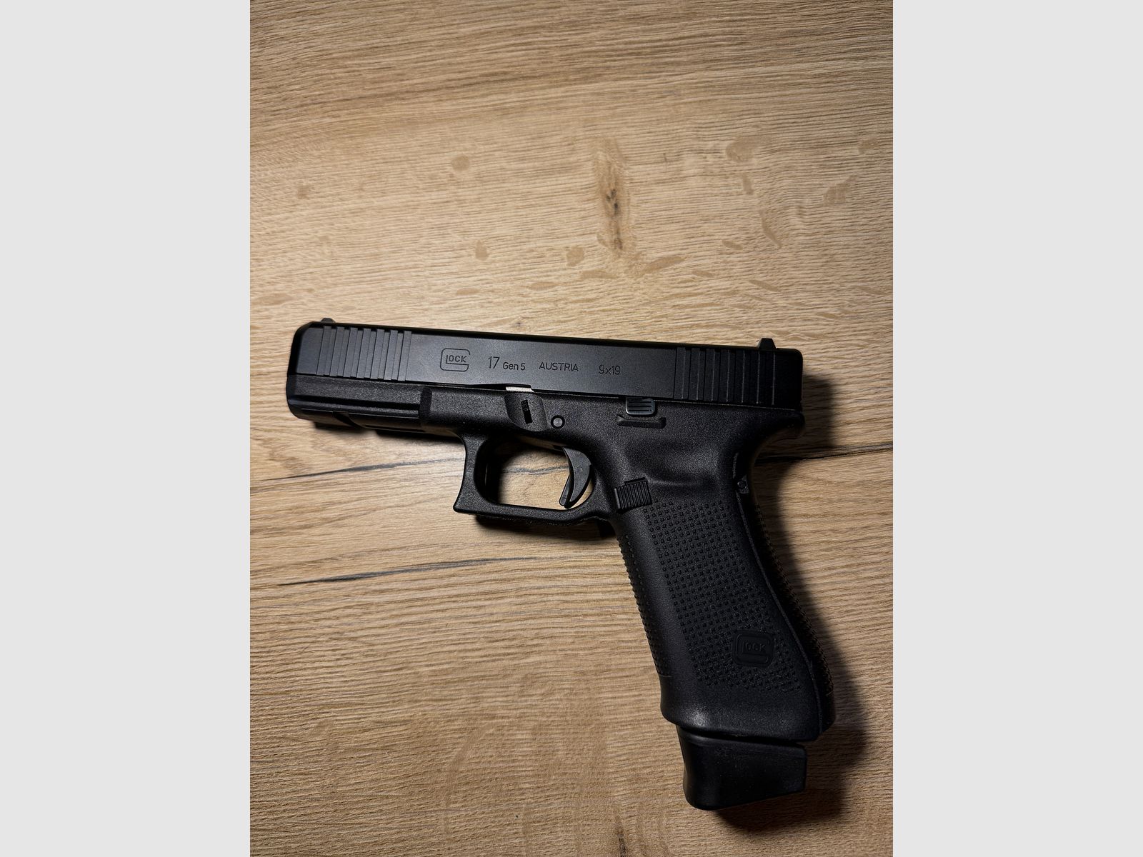 Glock 17