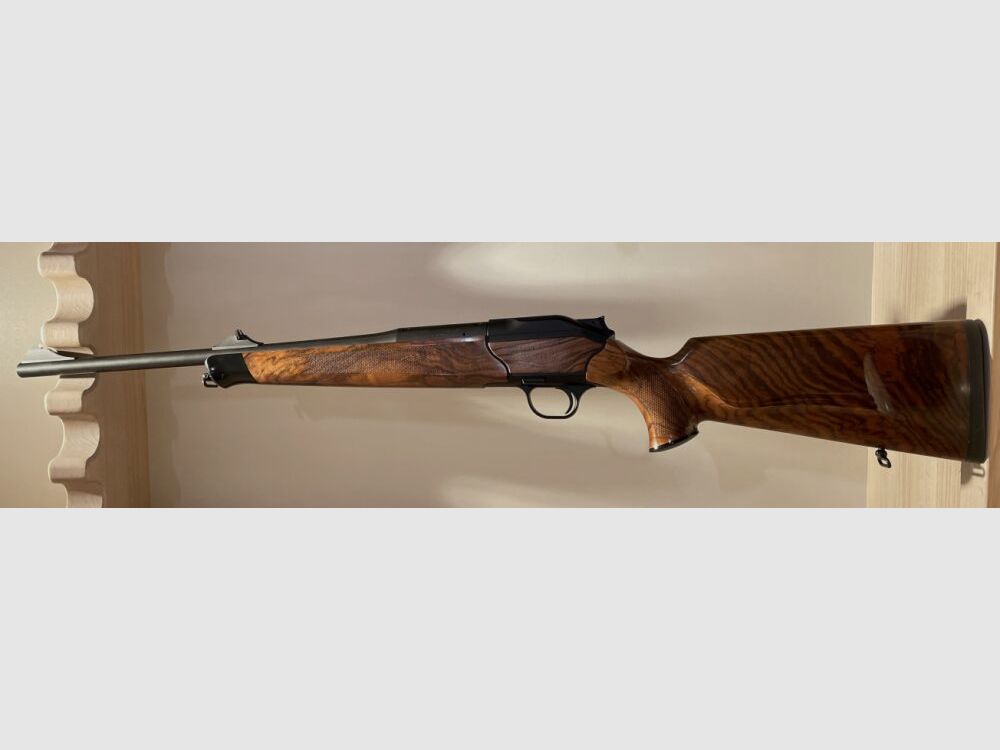 BLASER R8 LUXUS (HOLZKLASSE 5+ !)