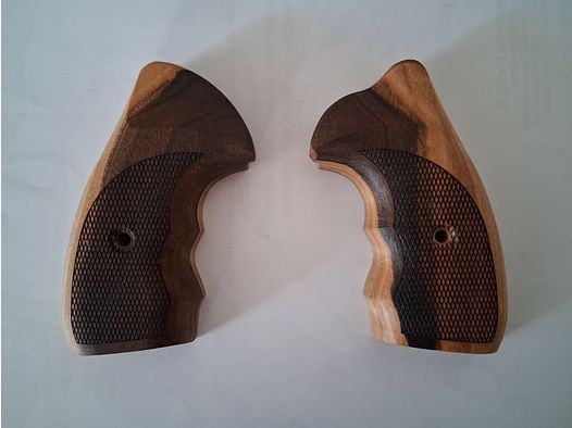 Holzgriffschalen für ME 38 Magnum (neuwertig)
