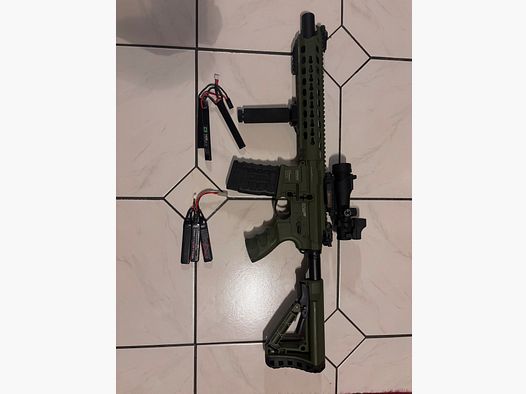 G&G GC16 Predator avec ETU en Hunter Green Airsoft S-AEG à partir de 18 ans avec accessoires