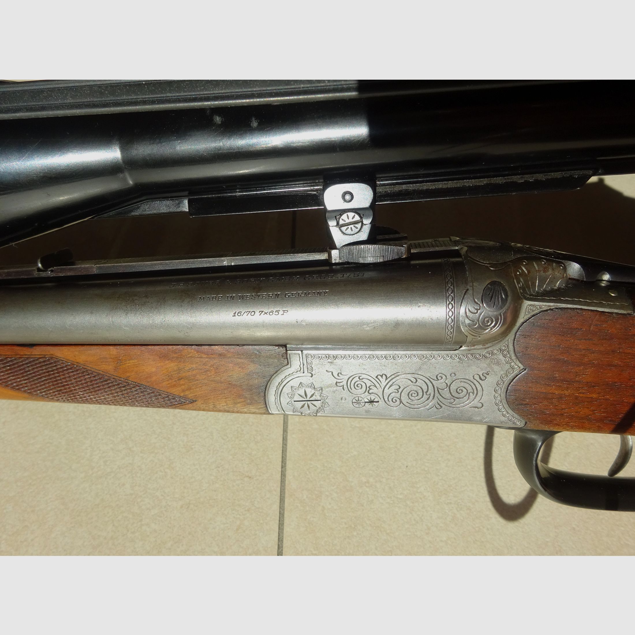 Elegante Einsteigerwaffe für Jungjäger sowie ideale Kombiwaffe für Feld/Waldreviere: Sauer & Sohn Modell 3000 Drilling Kal. 7x65R 16/70