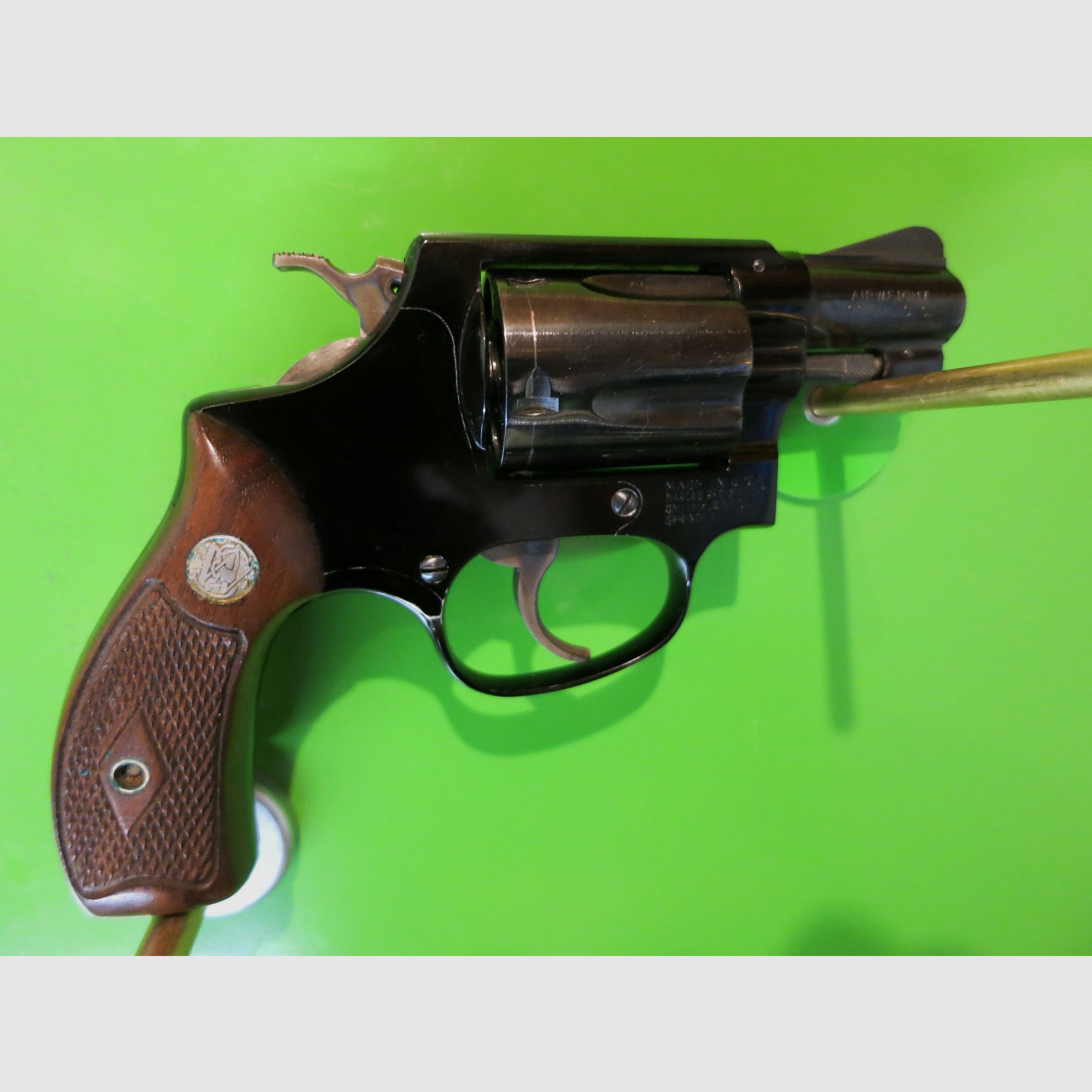 Smith&Wesson Mod. 37 Airweight CTG, .38 Special, 2" Lauf, Jäger/Sammler   #21-