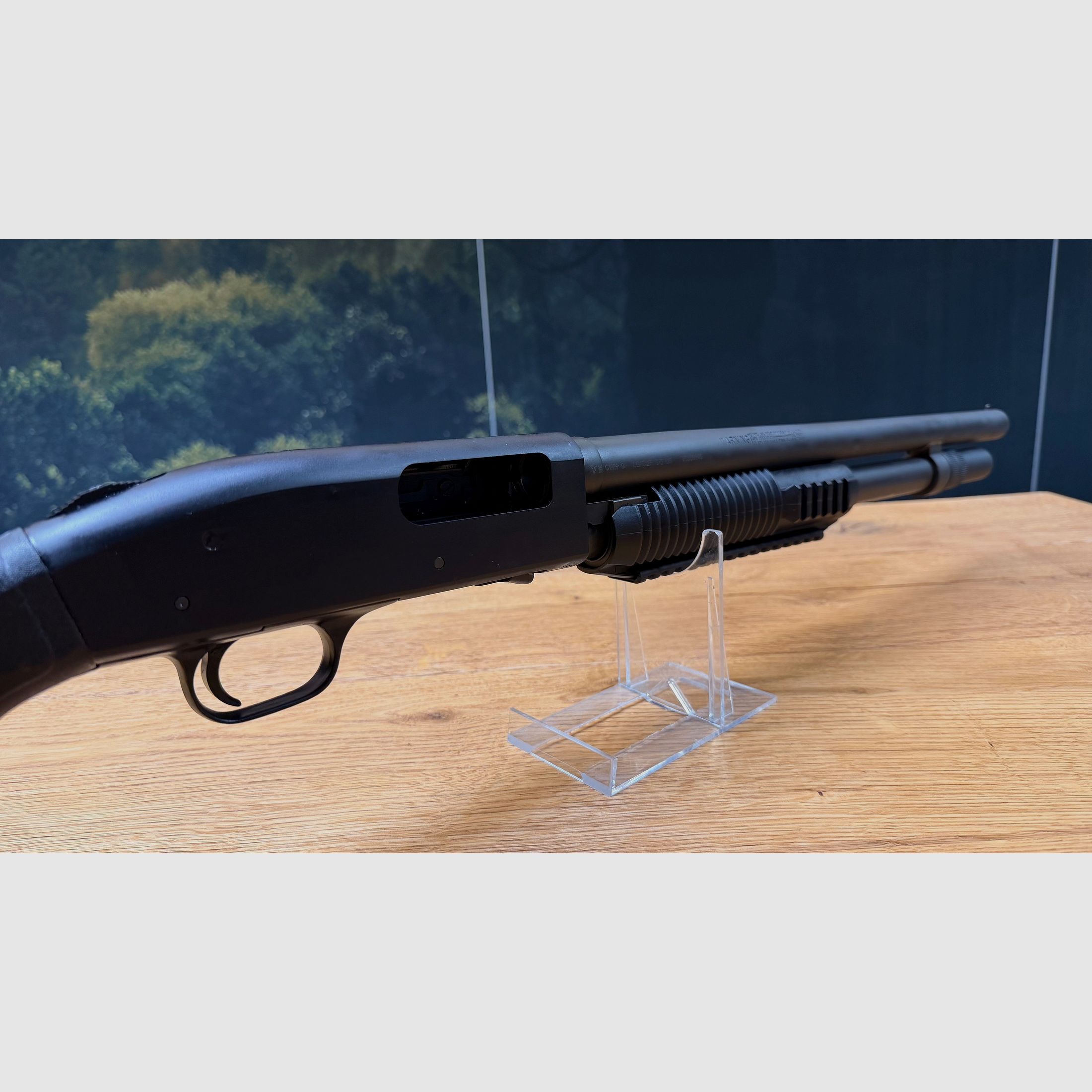 Mossberg Modell M590A1 Vorderschaftrepetierflinte / 12/76 / inkl. Magazinverlängerung / Optic Ready