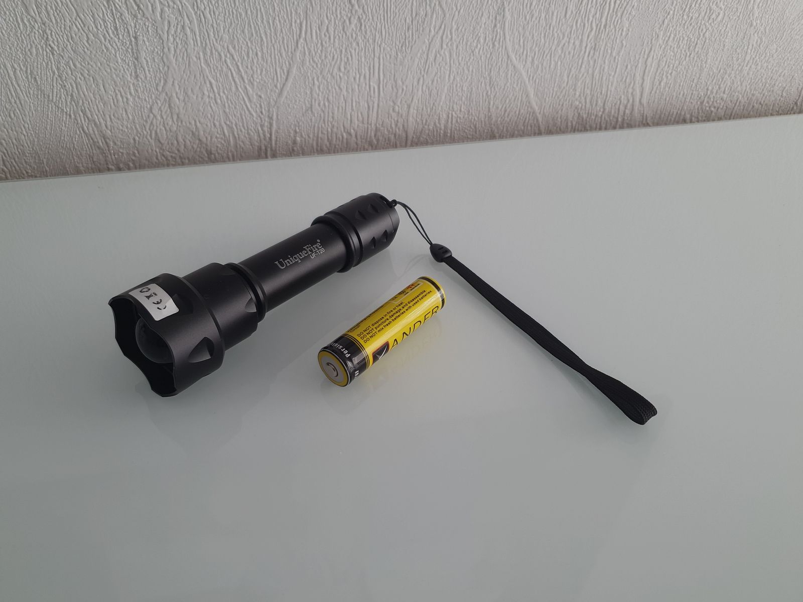 IR Strahler von UniqueFire UF-T20 NEU unbenutzt