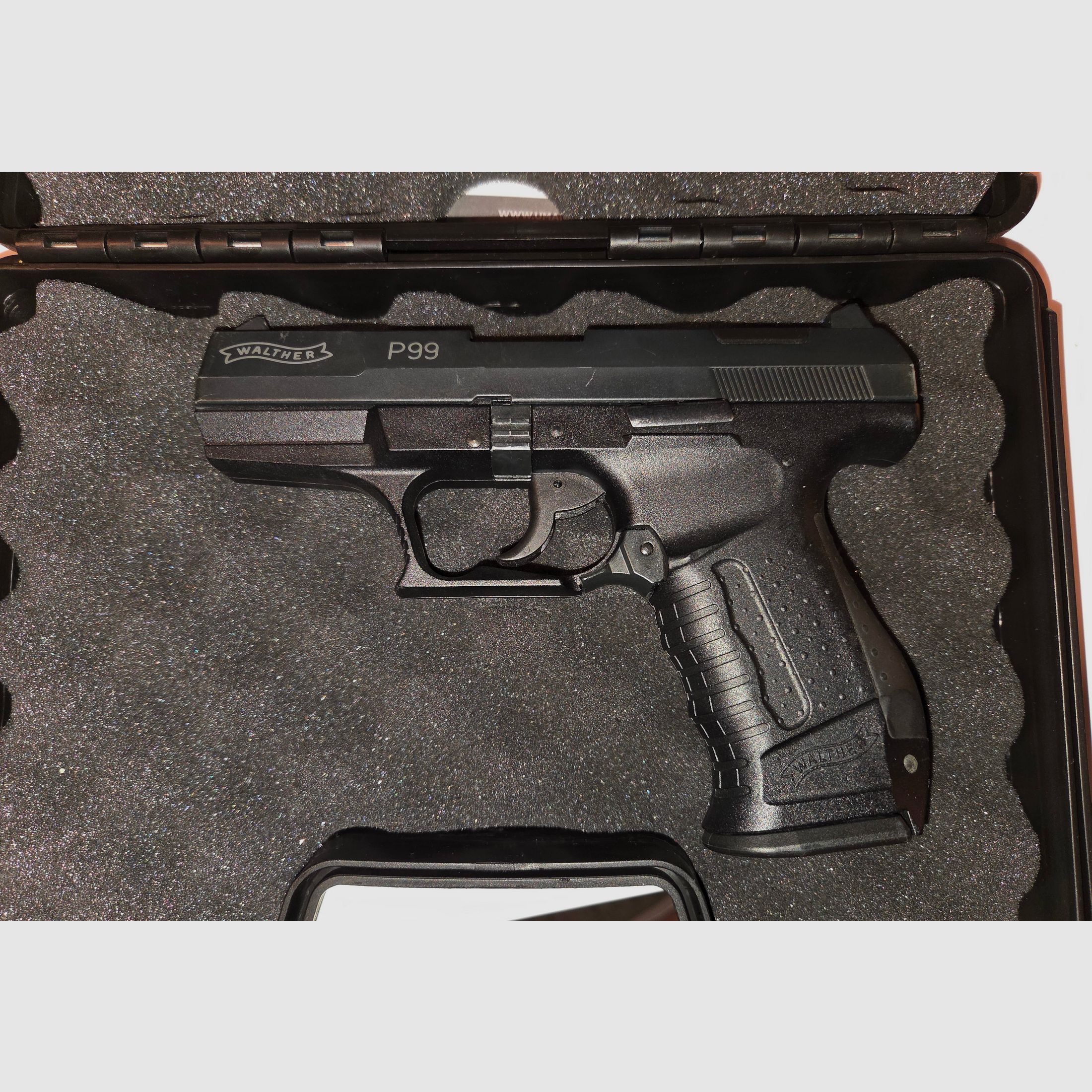 Walther P99 strzelba alarmowa