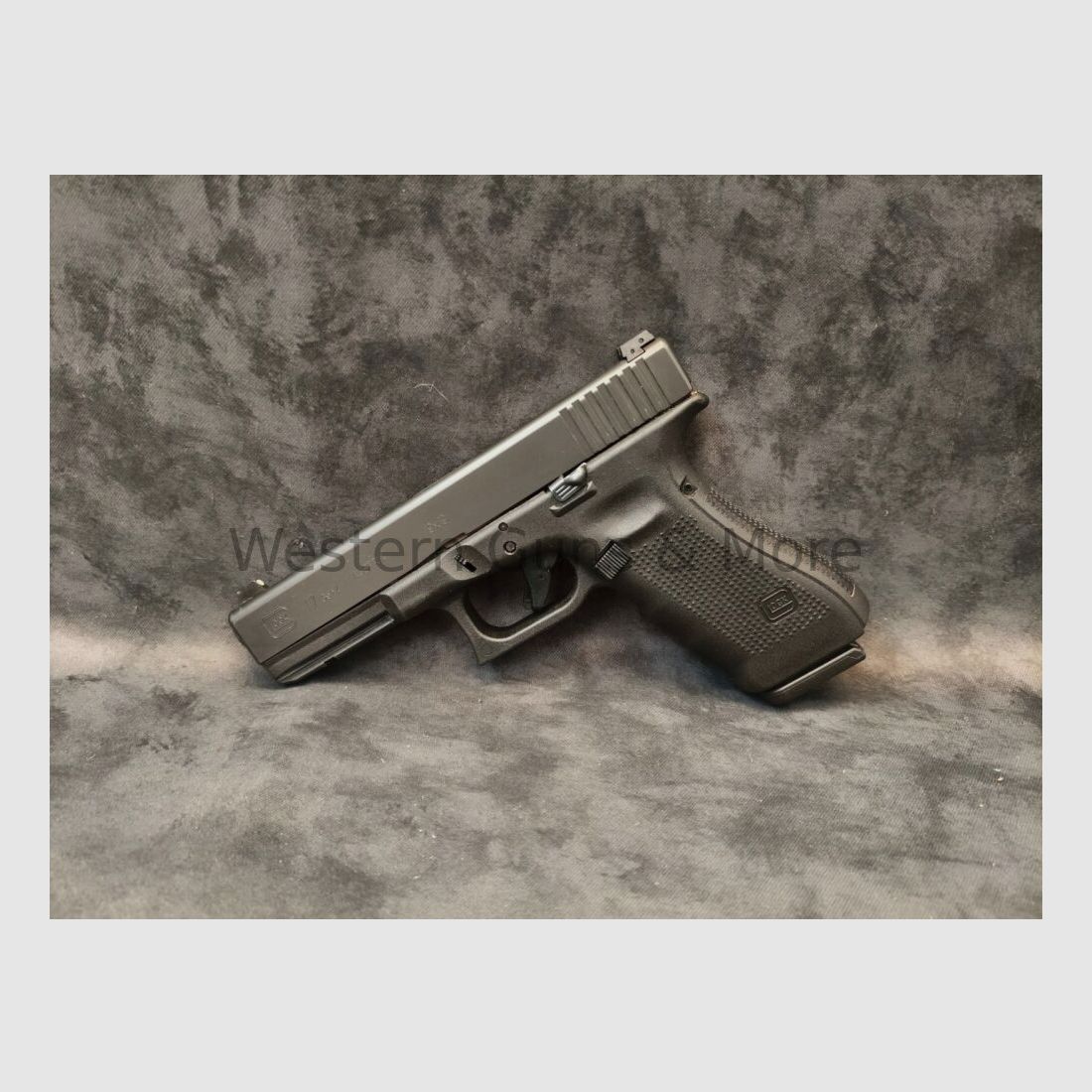 Glock Glock 17 Gen 4 Cal. 9mm Luger Black
