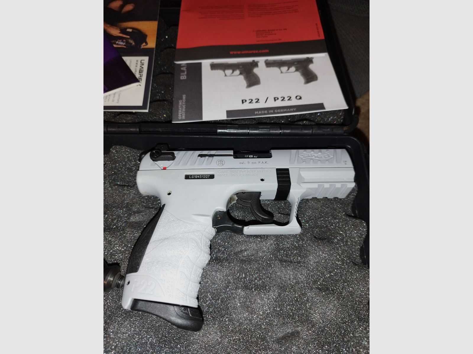 Walther P22/P22 Q Limited Edition "Concrete