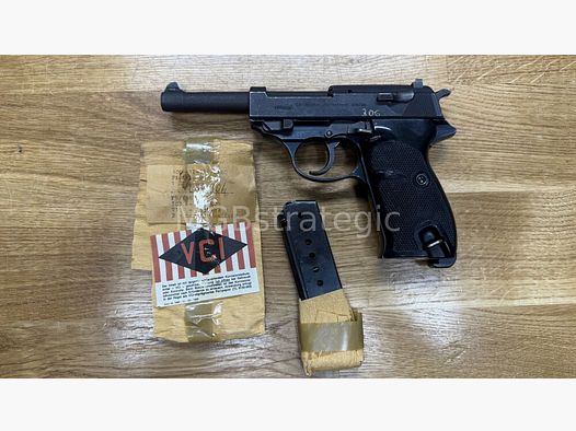 Walther P1 ex Bundeswehr Depobestand mit Depo Tüte inkl. 1x Magazin P38 halbautom. Pistole 9mmLuger P 38 / mit Depotverpackung Ex Bw Depotbestand