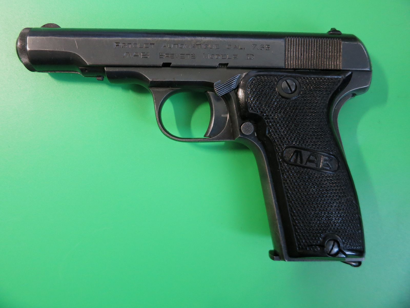 MAB (Manufacture d'Armes de Bayonne) Brevet Modele "D" Police d' Etat, Typ 2, 7,65 mm -Sammlerwaffe   #3