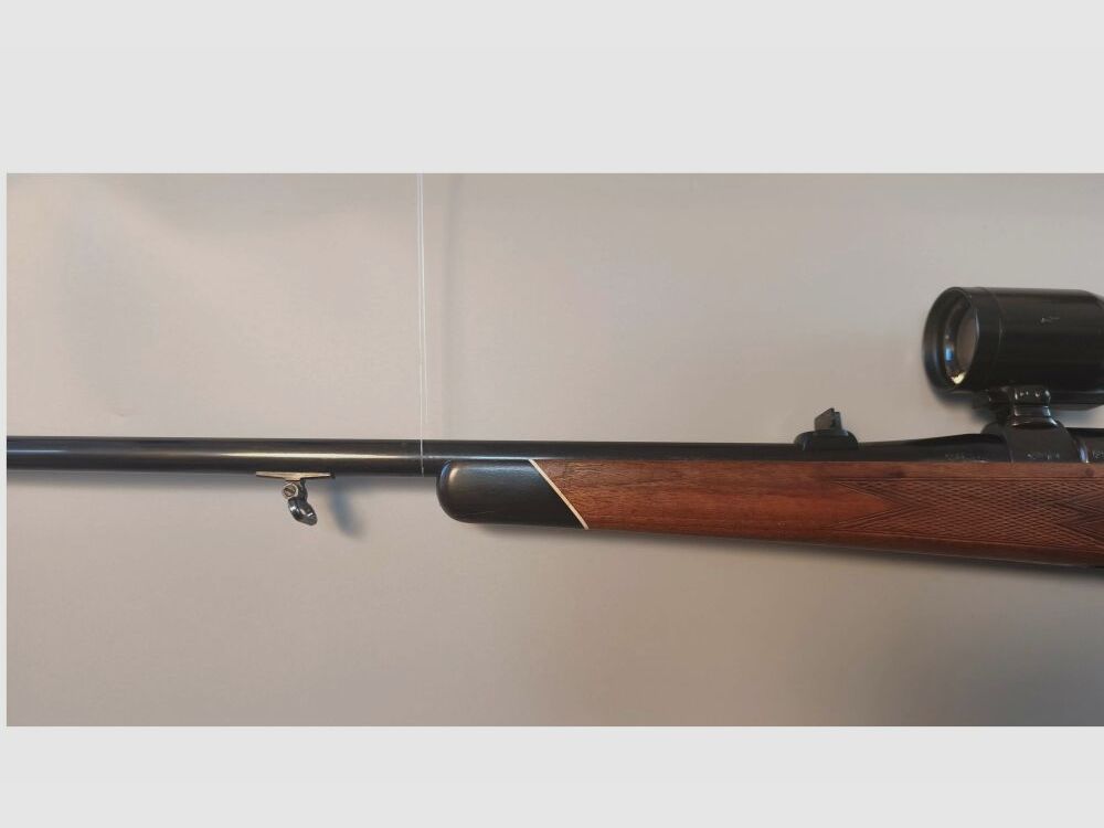 AKAH Merkur 7x64