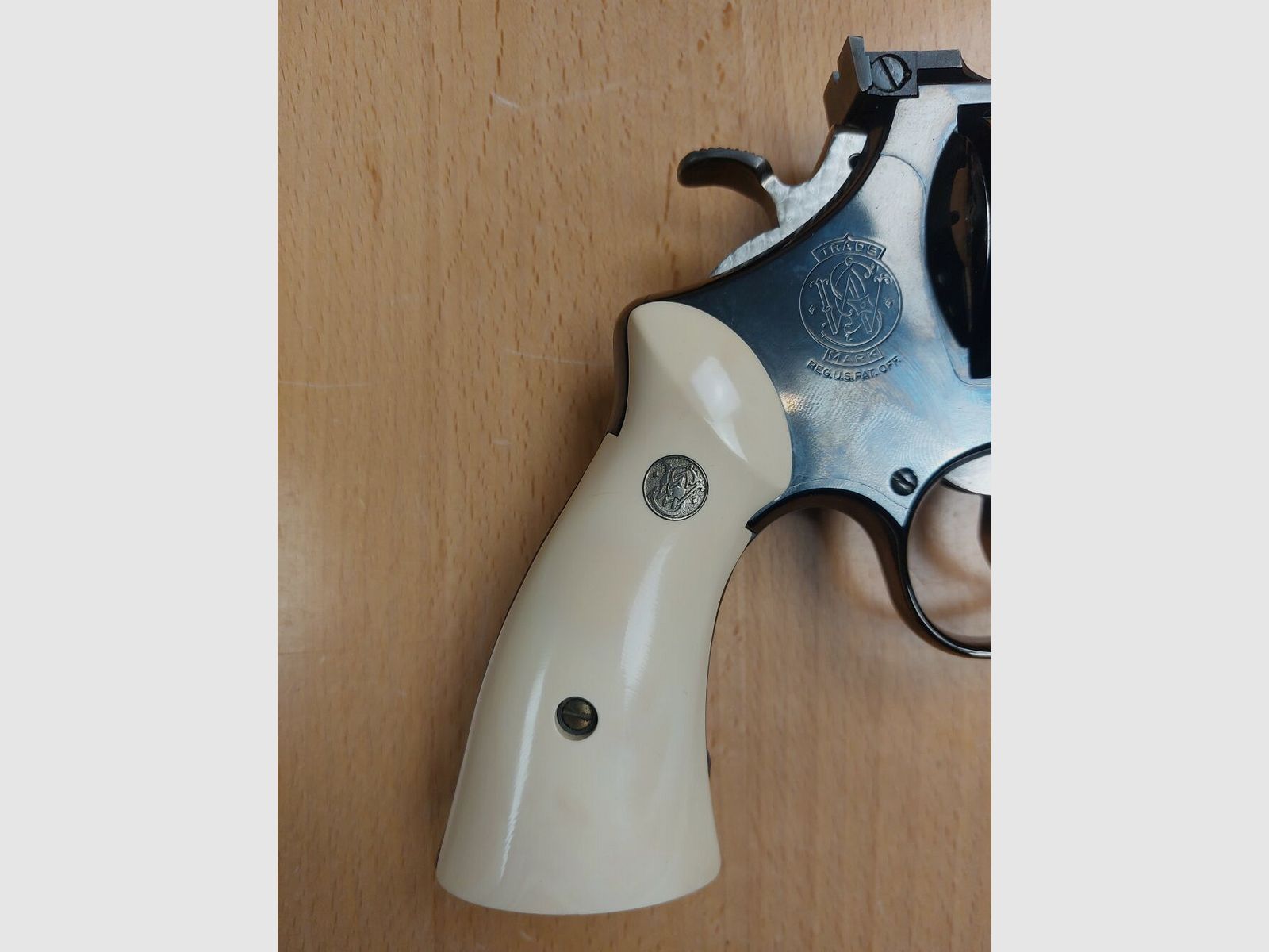 Smith & Wesson, USA M 25-5