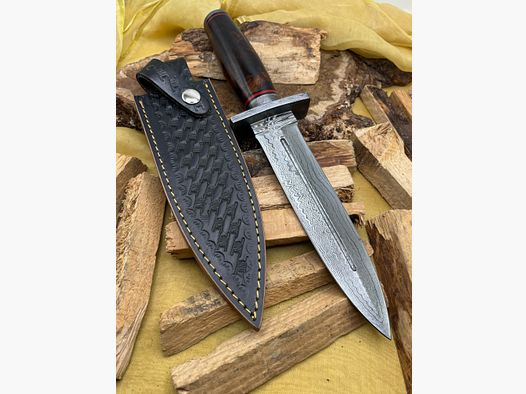Hunting knife Damascus steel hand-forged
