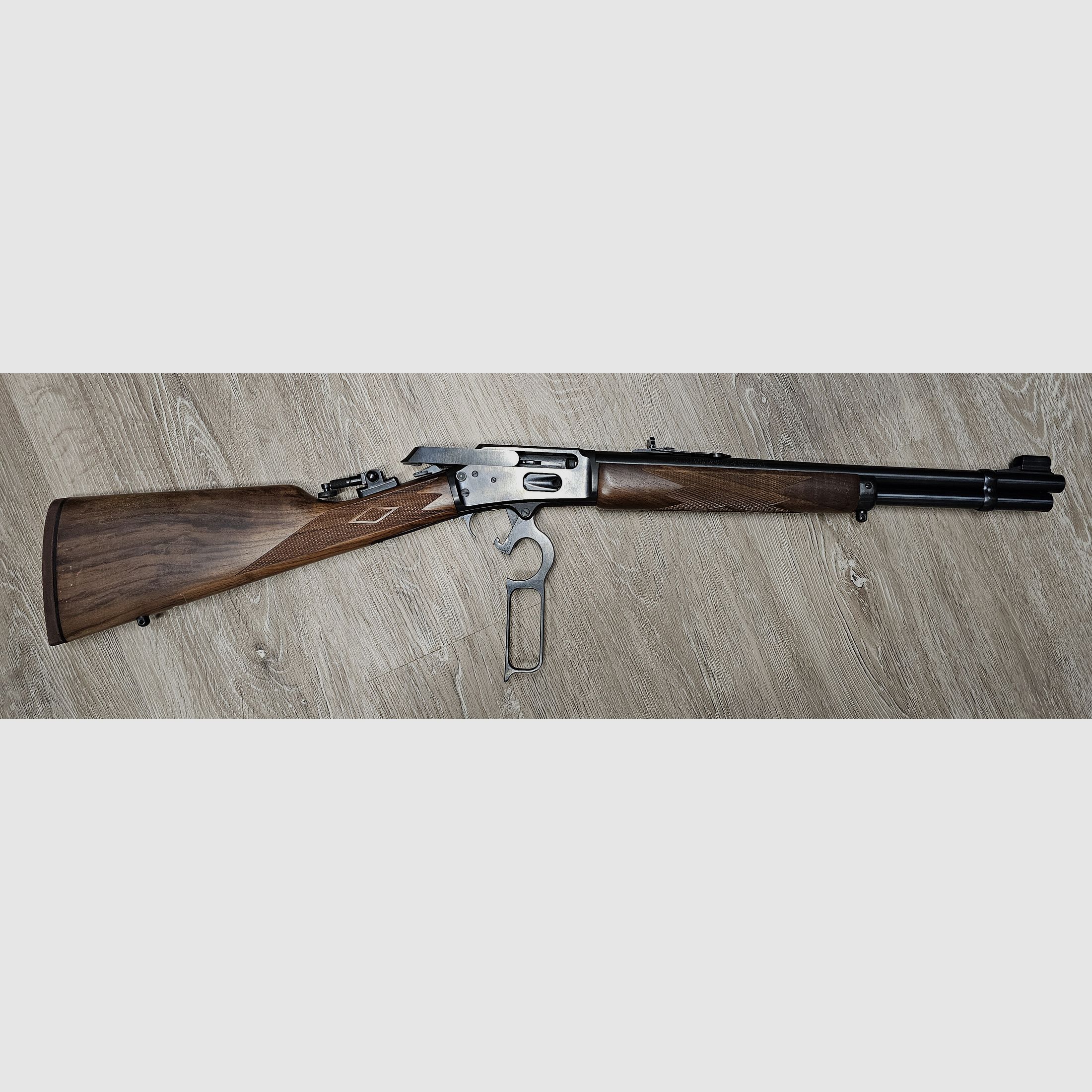 Marlin Modell 1894S, Kaliber .44 Magnum, Micro-Groove Lauf, kurze Version