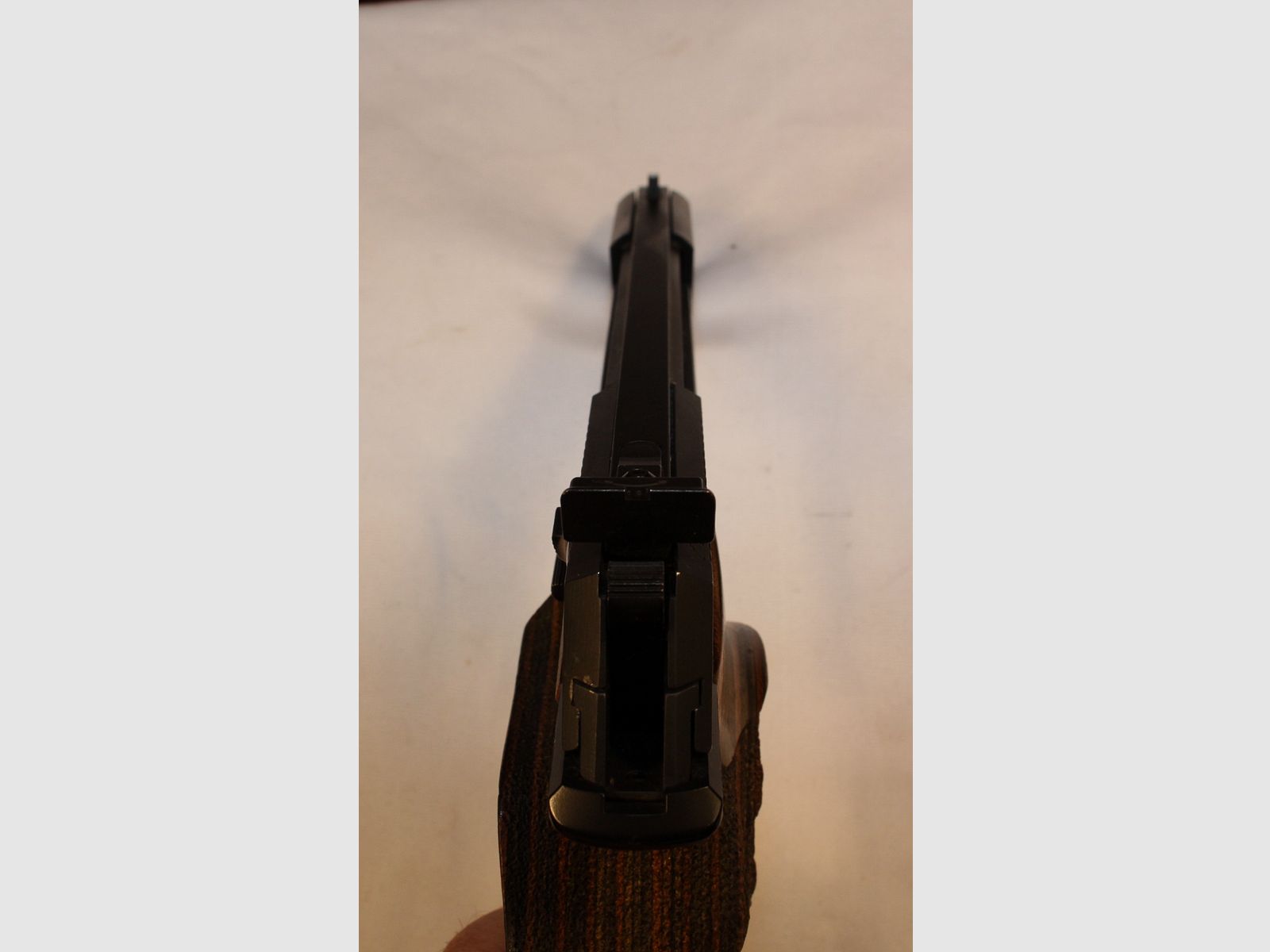 Erma ERP 85A Matchpistole im Kaliber .22 mit 6 Zoll Lauflänge. - ohne Magazin.
