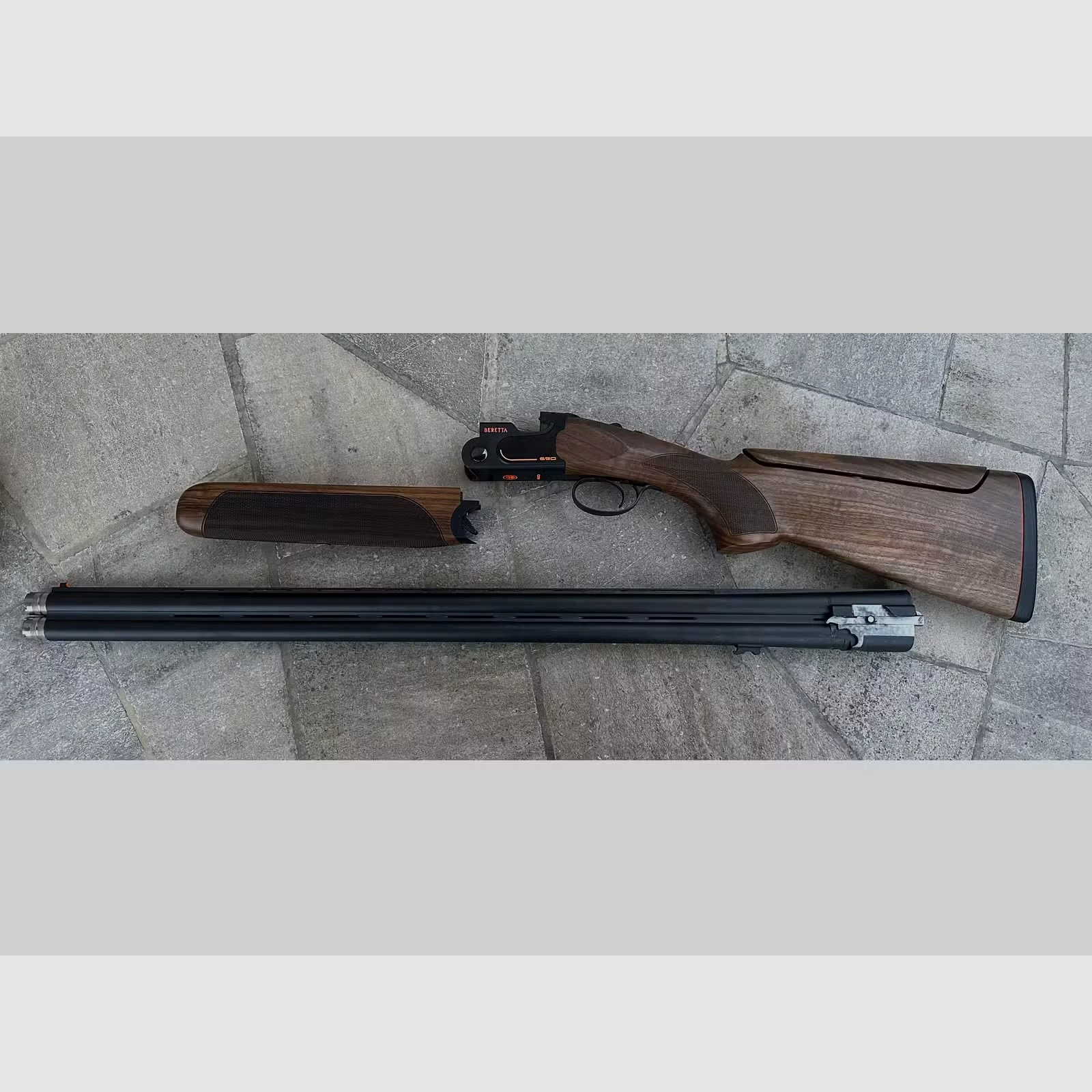 Beretta 690 Sporting Black Edition AS (einstellbarer Schaft) Kal. 12/76 – Top Zustand – inkl. Zubehör