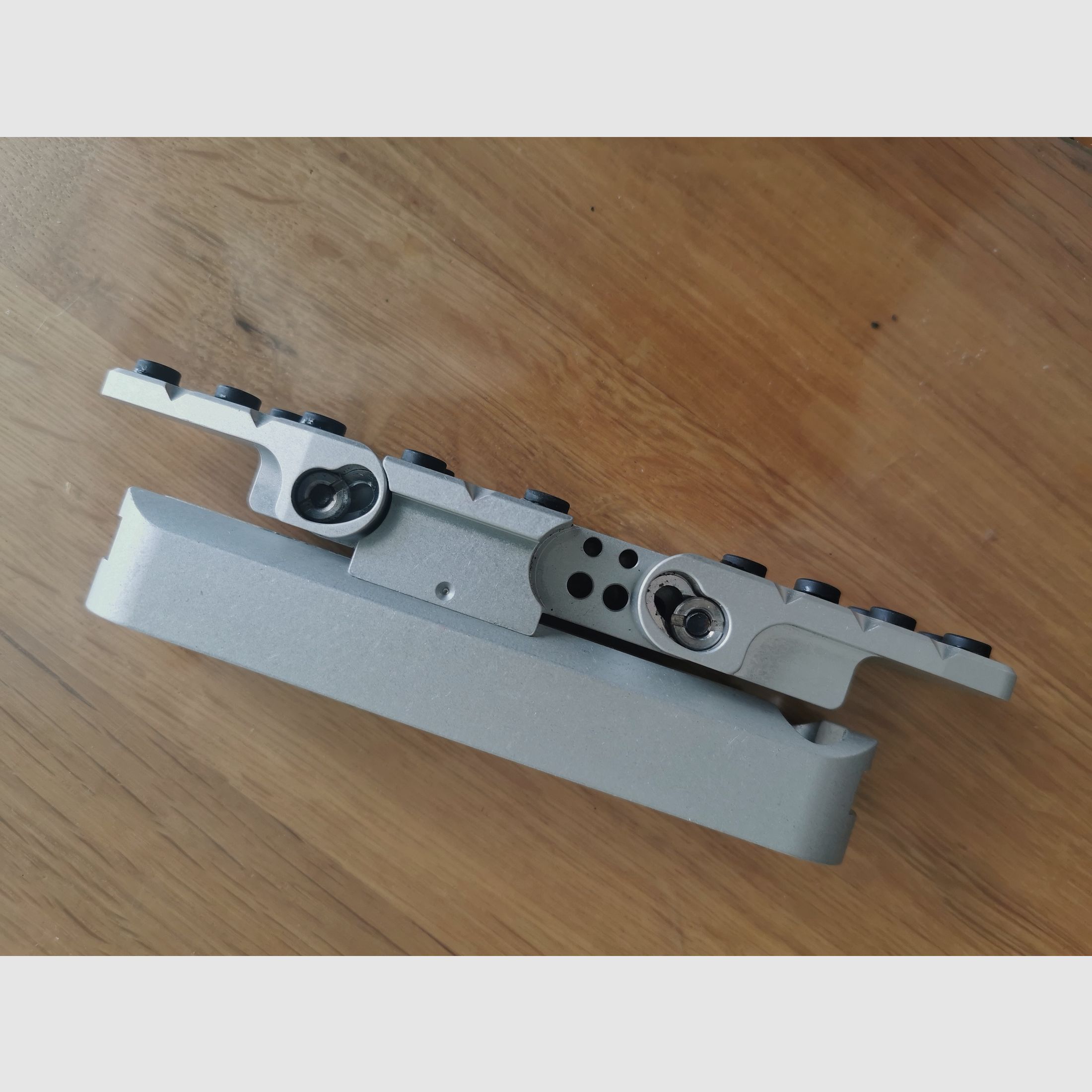 Schulterstütze MEC Compact 3  Top Zustand